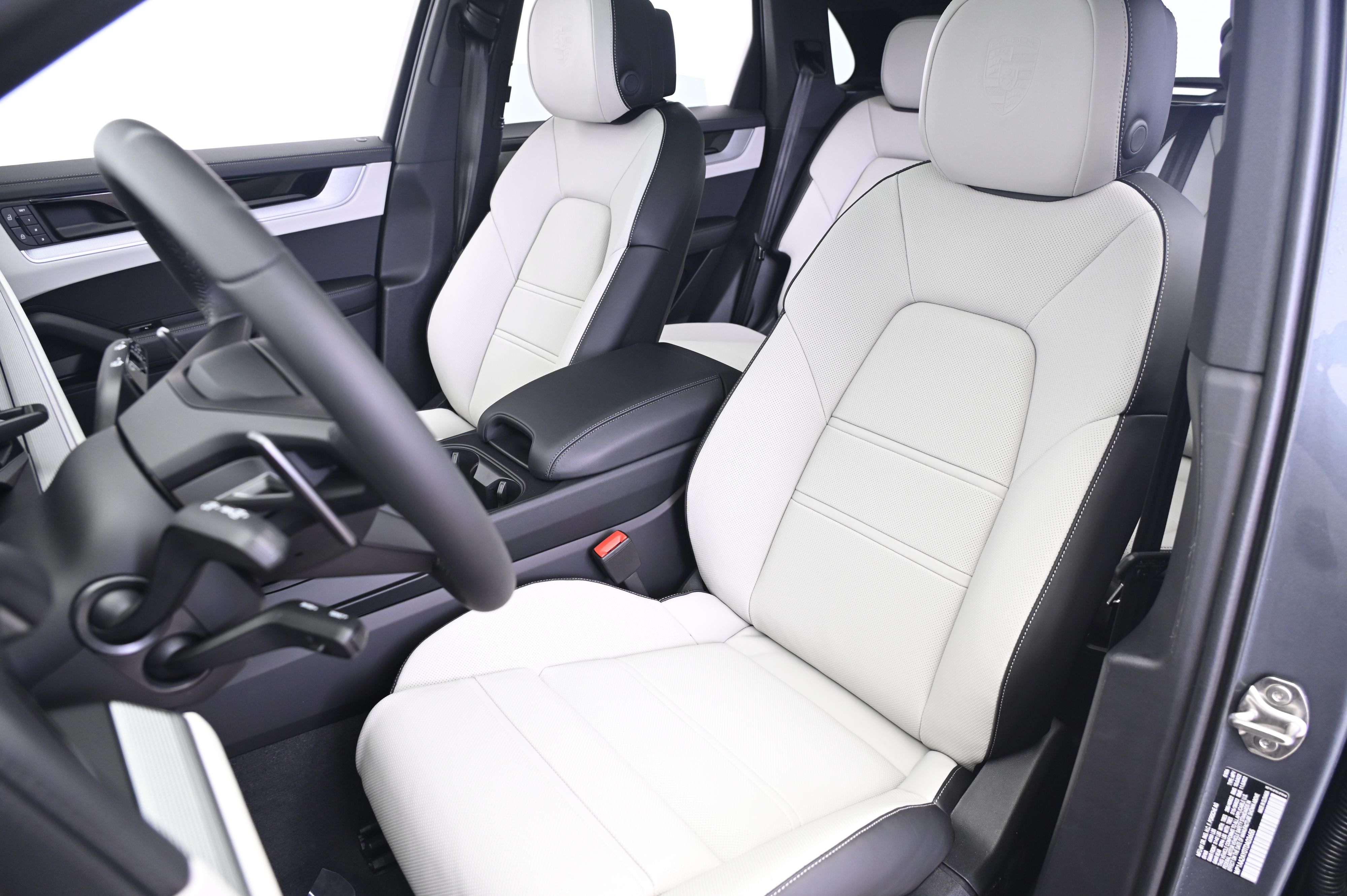 Thumbnail: 2026 Porsche Cayenne - 5