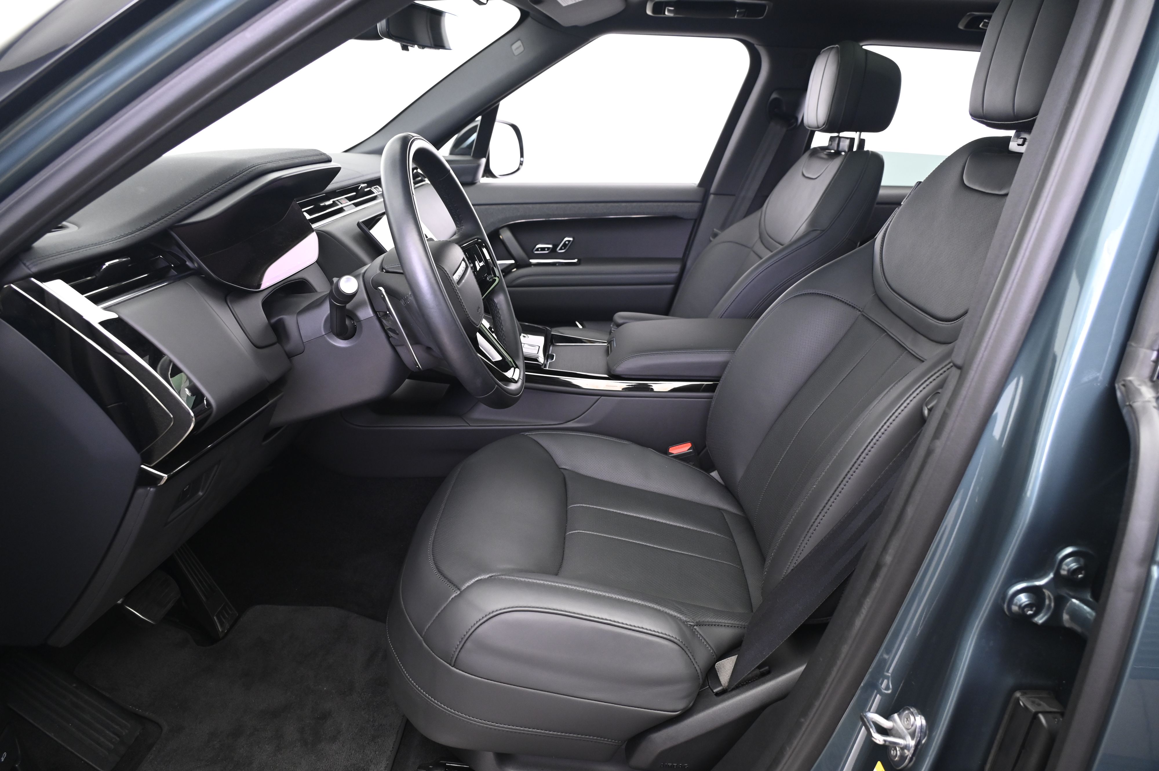 Thumbnail: 2024 Land Rover Range Rover Sport - 29