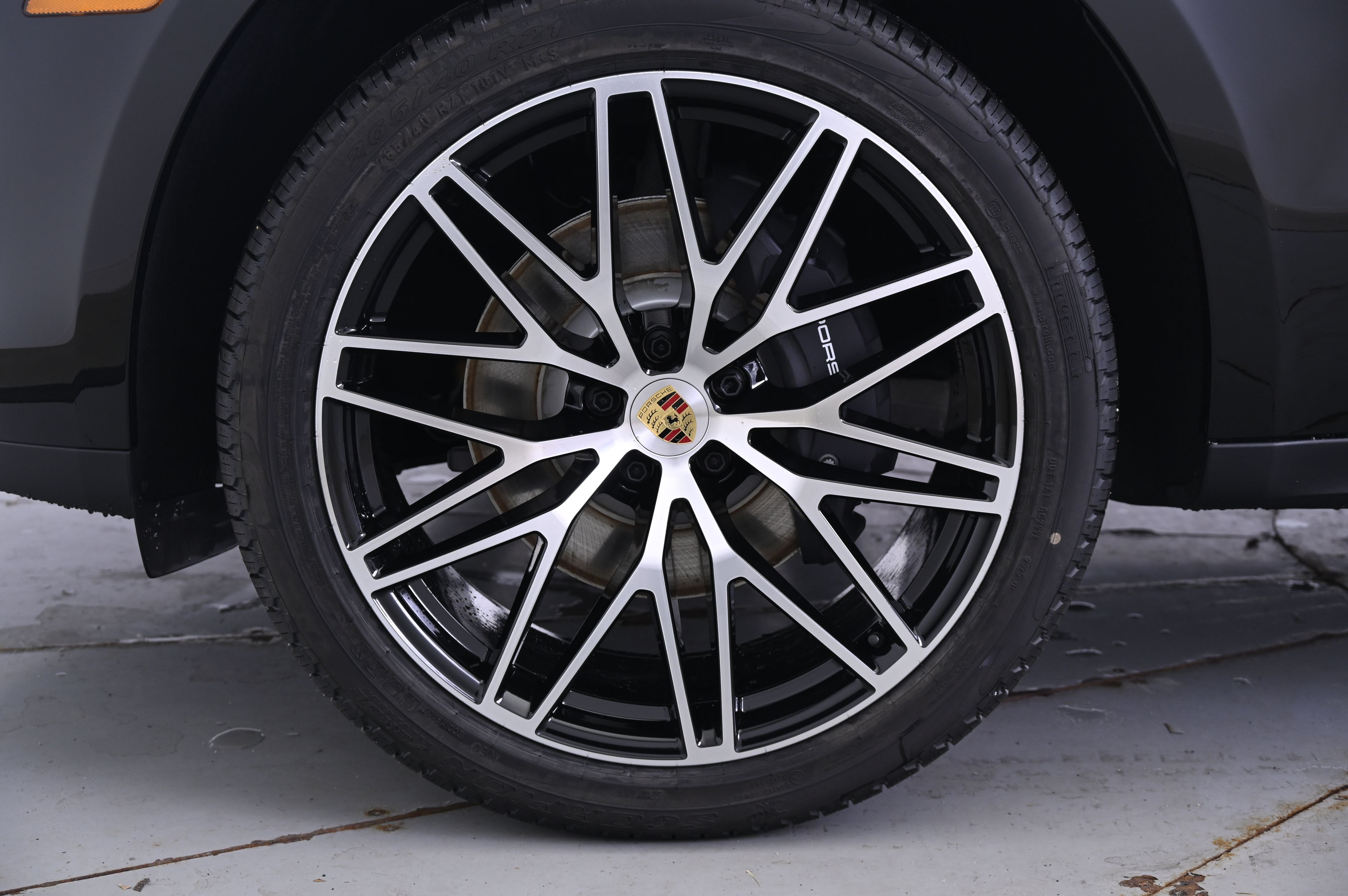 Thumbnail: 2026 Porsche Macan - 11