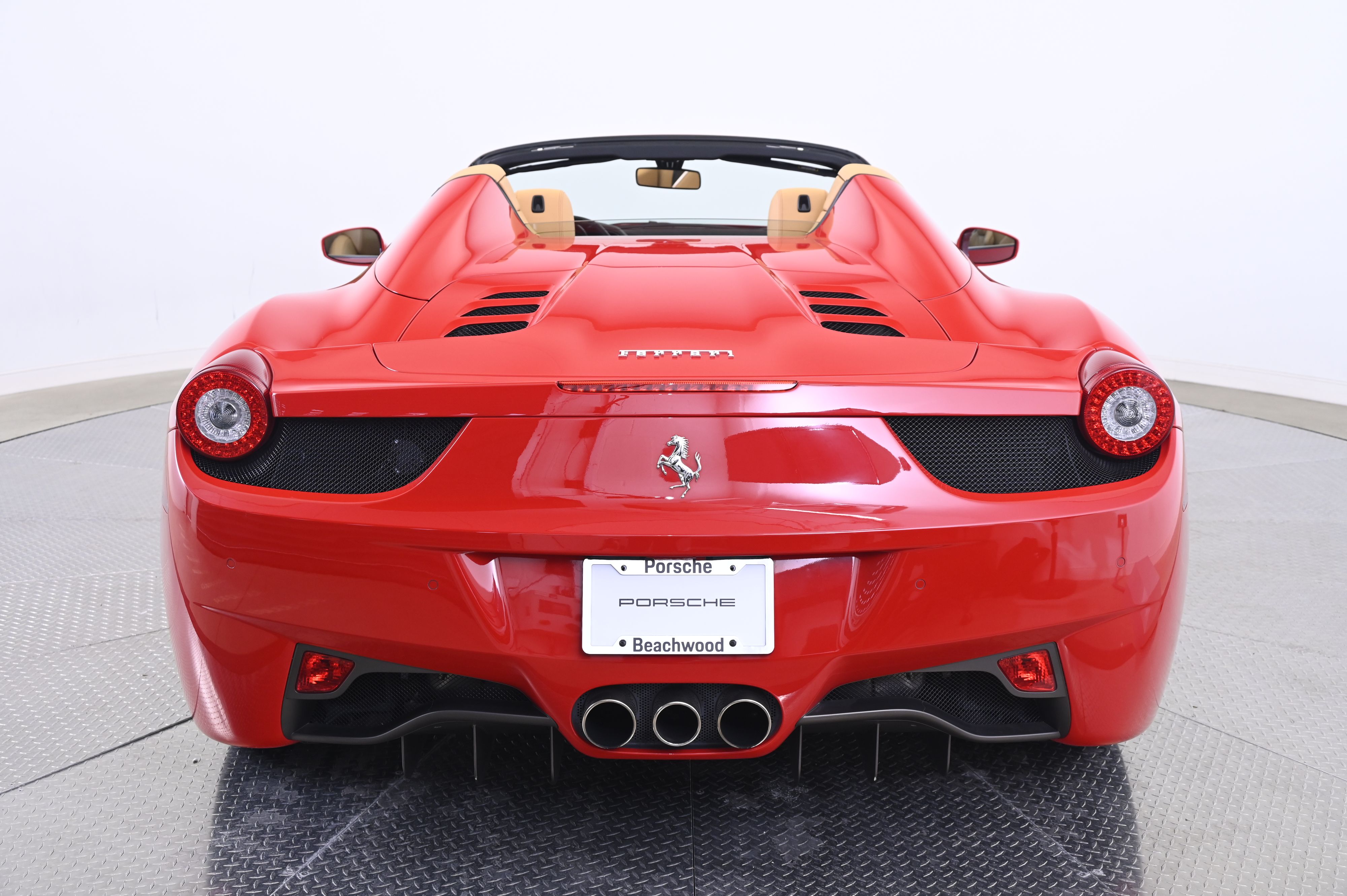 Thumbnail: 2013 Ferrari 458 - 6