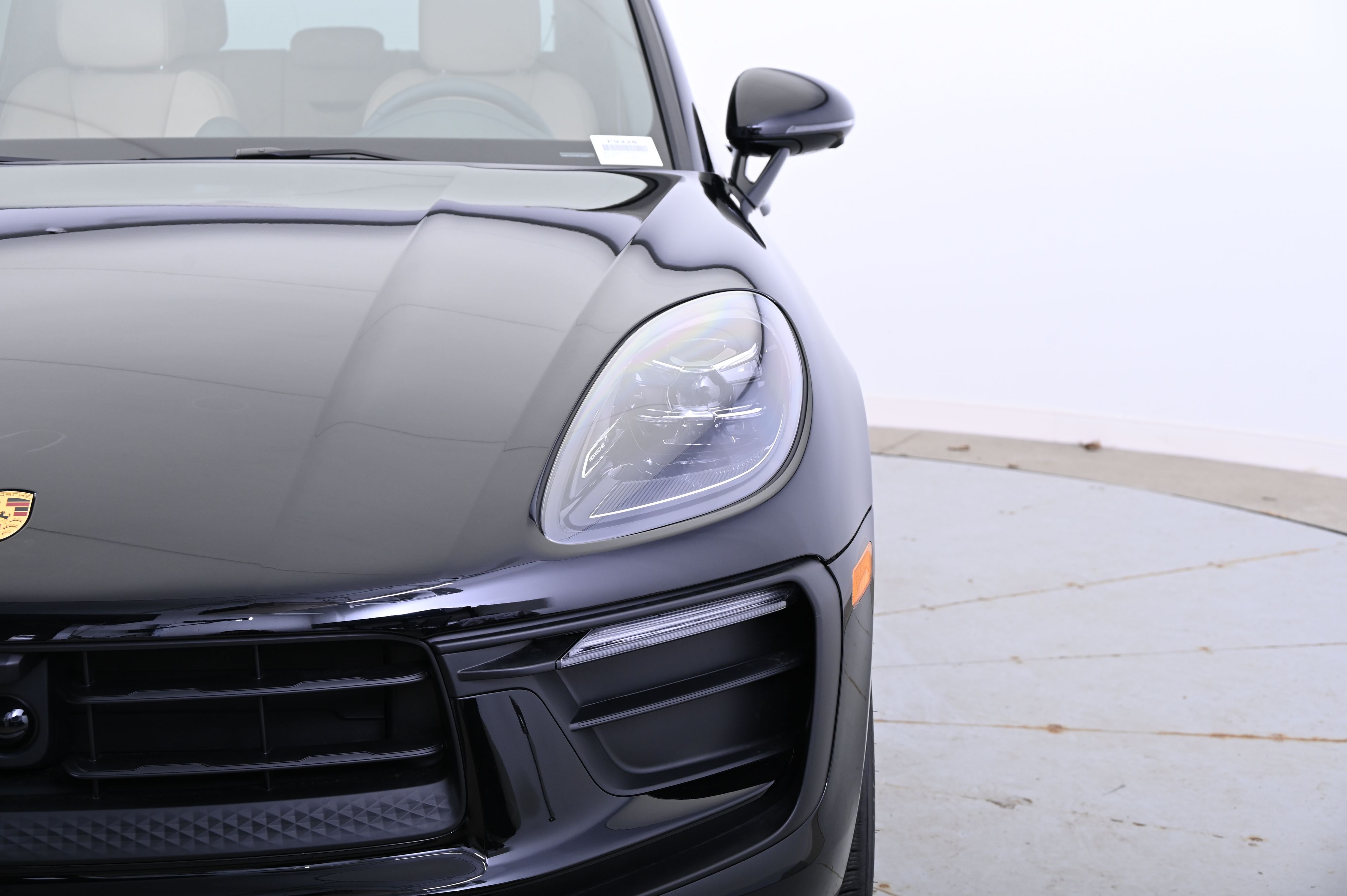 Thumbnail: 2025 Porsche Macan - 12