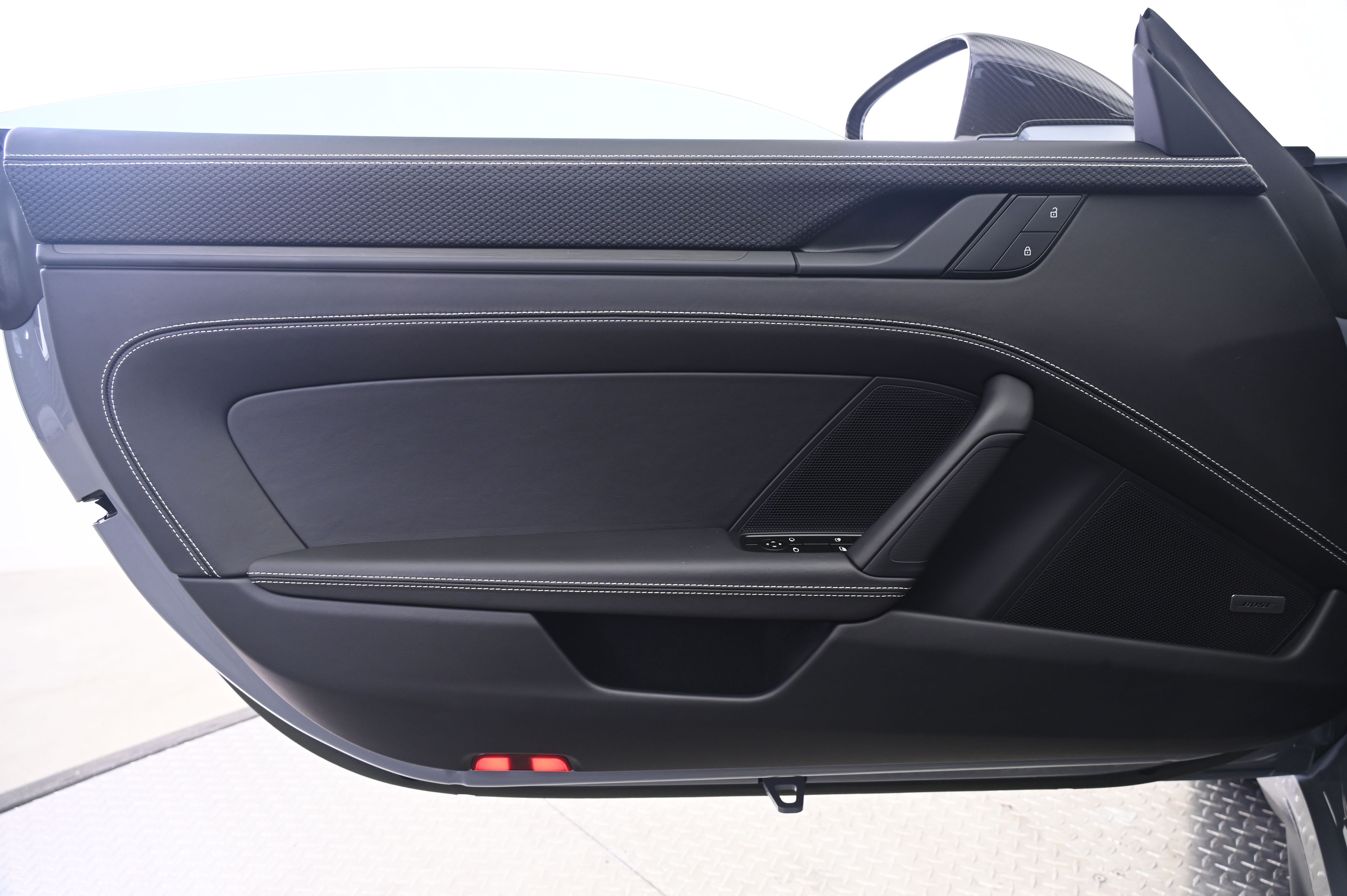 Thumbnail: 2023 Porsche 911 - 21