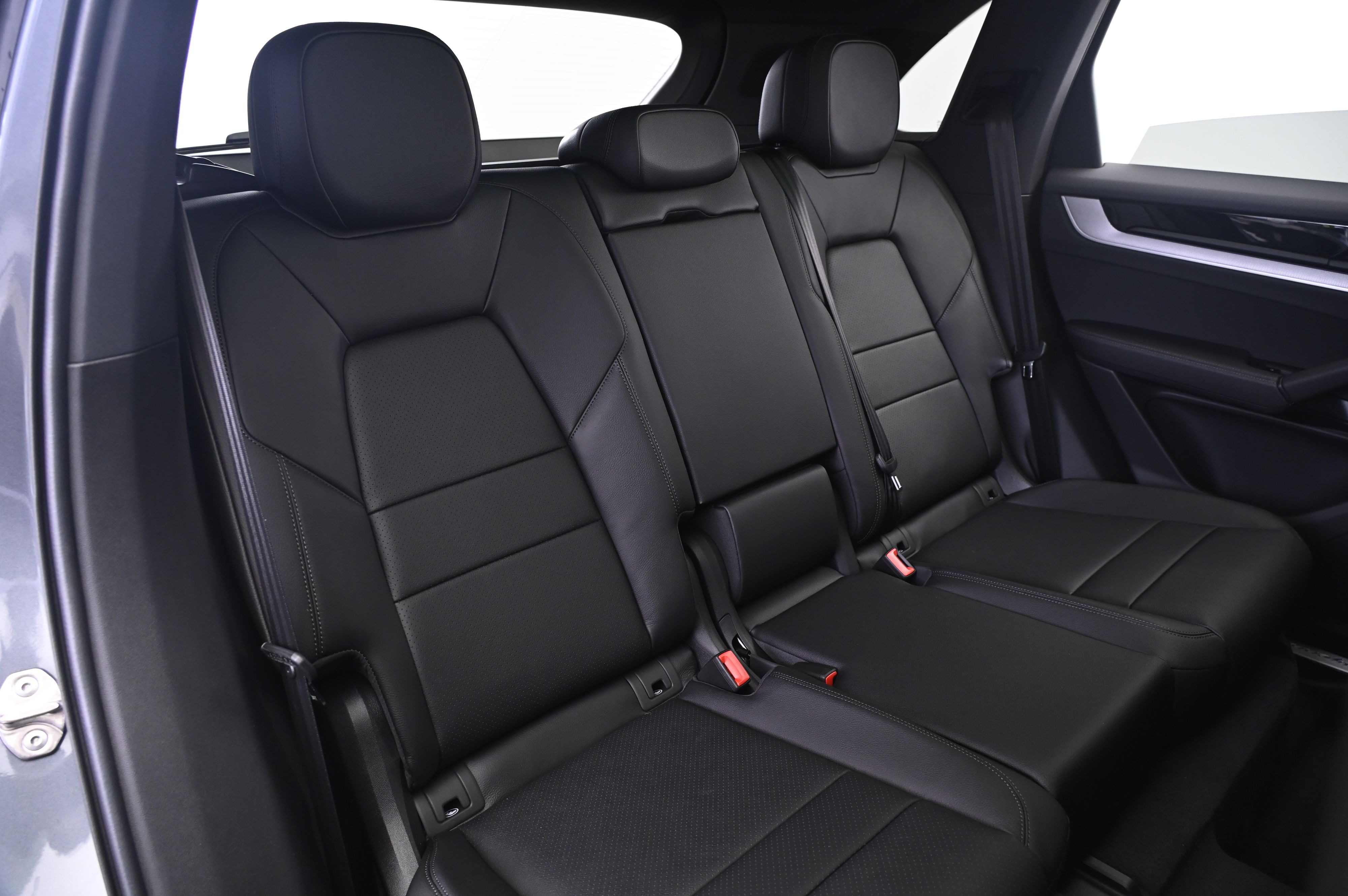 Thumbnail: 2026 Porsche Cayenne - 19
