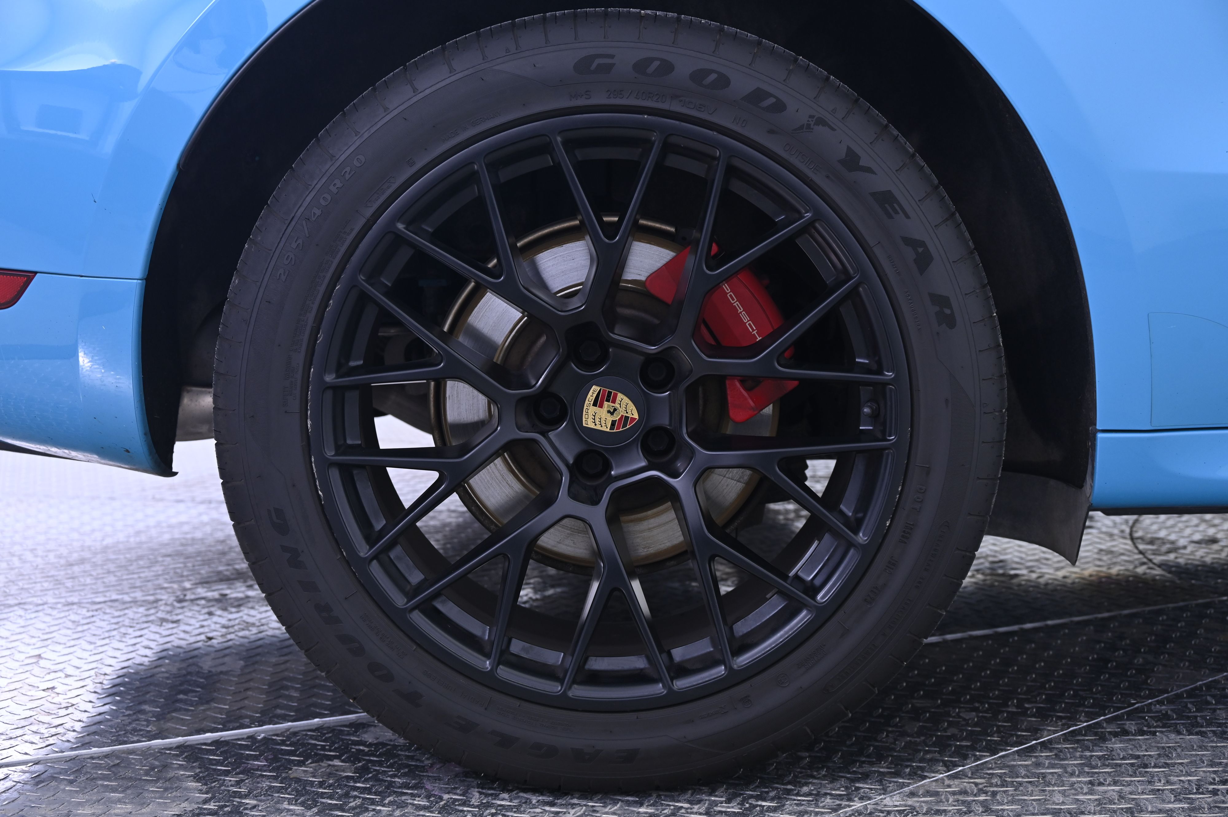 Thumbnail: 2021 Porsche Macan - 13