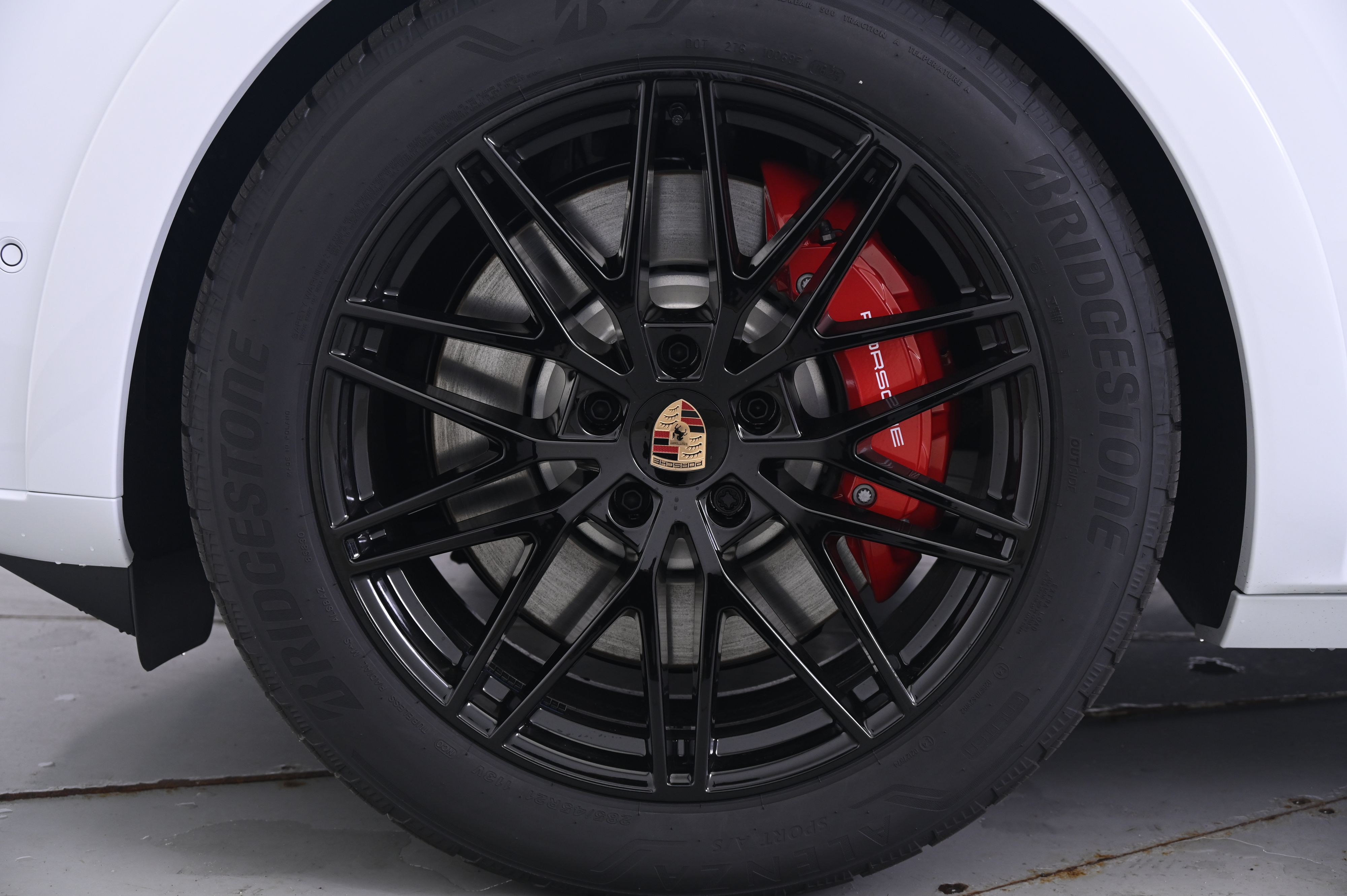 Thumbnail: 2026 Porsche Cayenne - 11