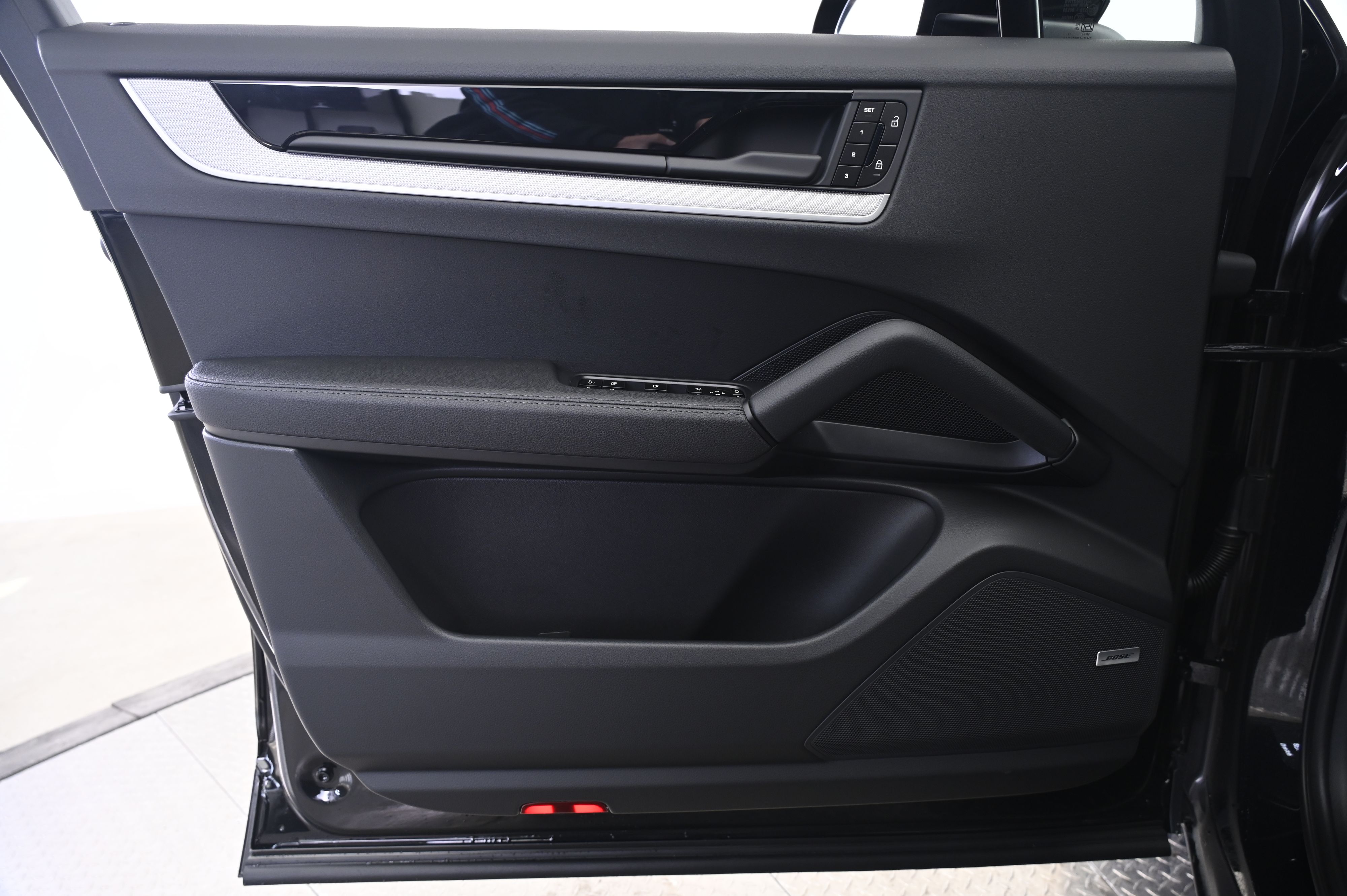 Thumbnail: 2026 Porsche  - 26