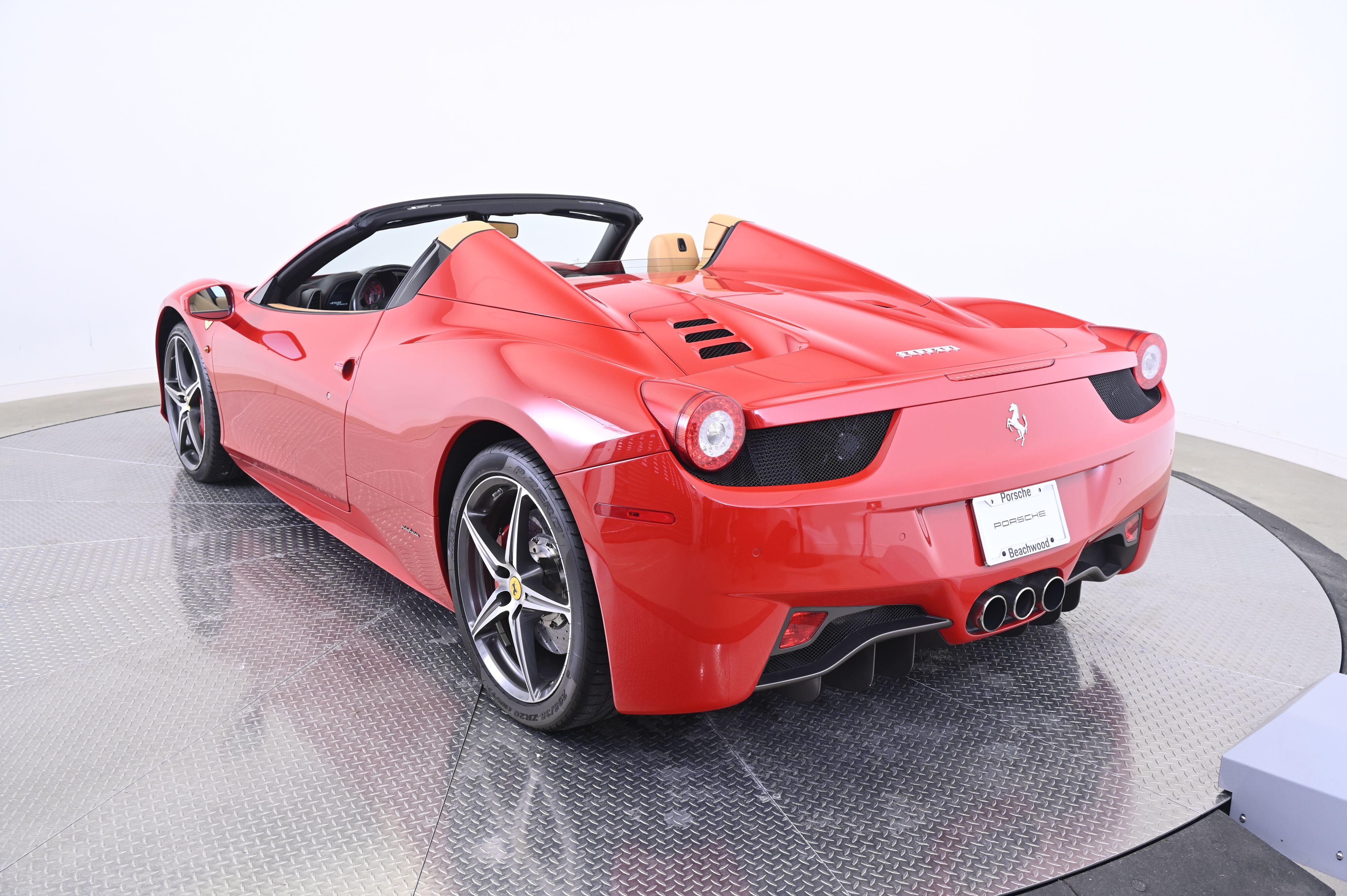 Thumbnail: 2013 Ferrari 458 - 3