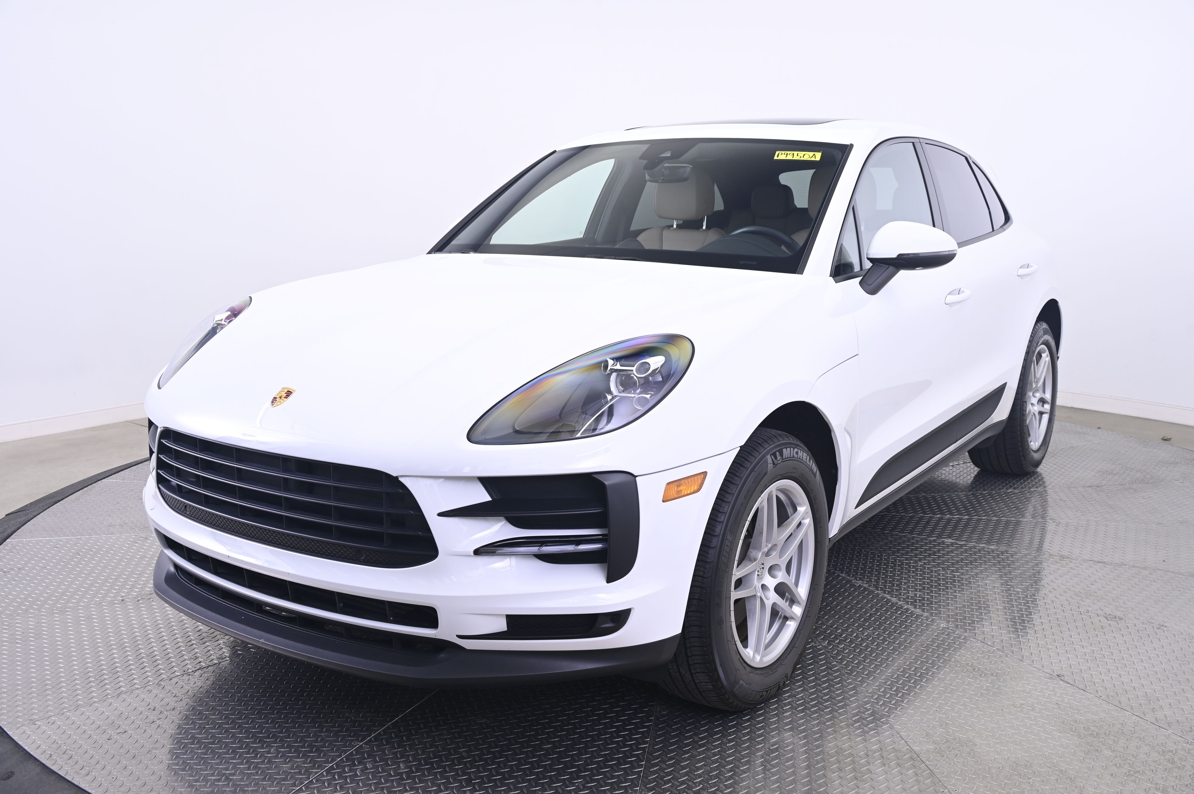Thumbnail: 2019 Porsche Macan - 1