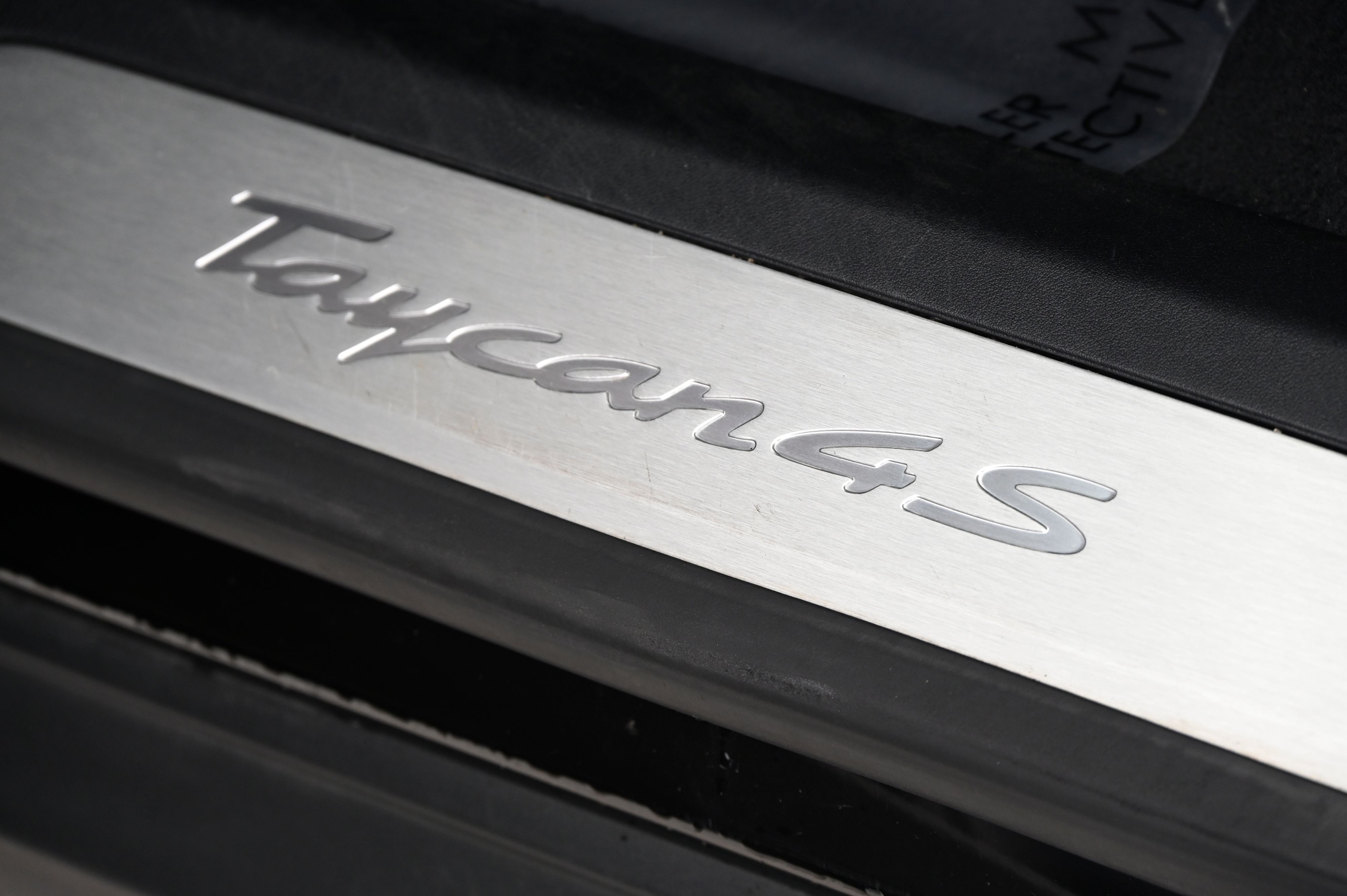 Thumbnail: 2020 Porsche Taycan - 29