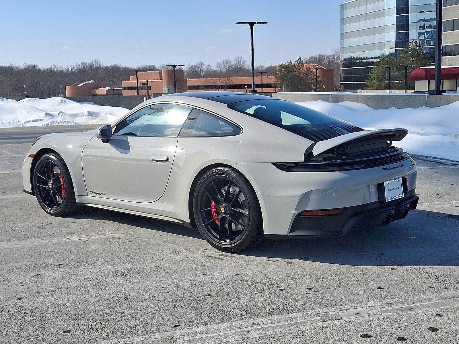 Thumbnail: 2026 Porsche 911 - 3