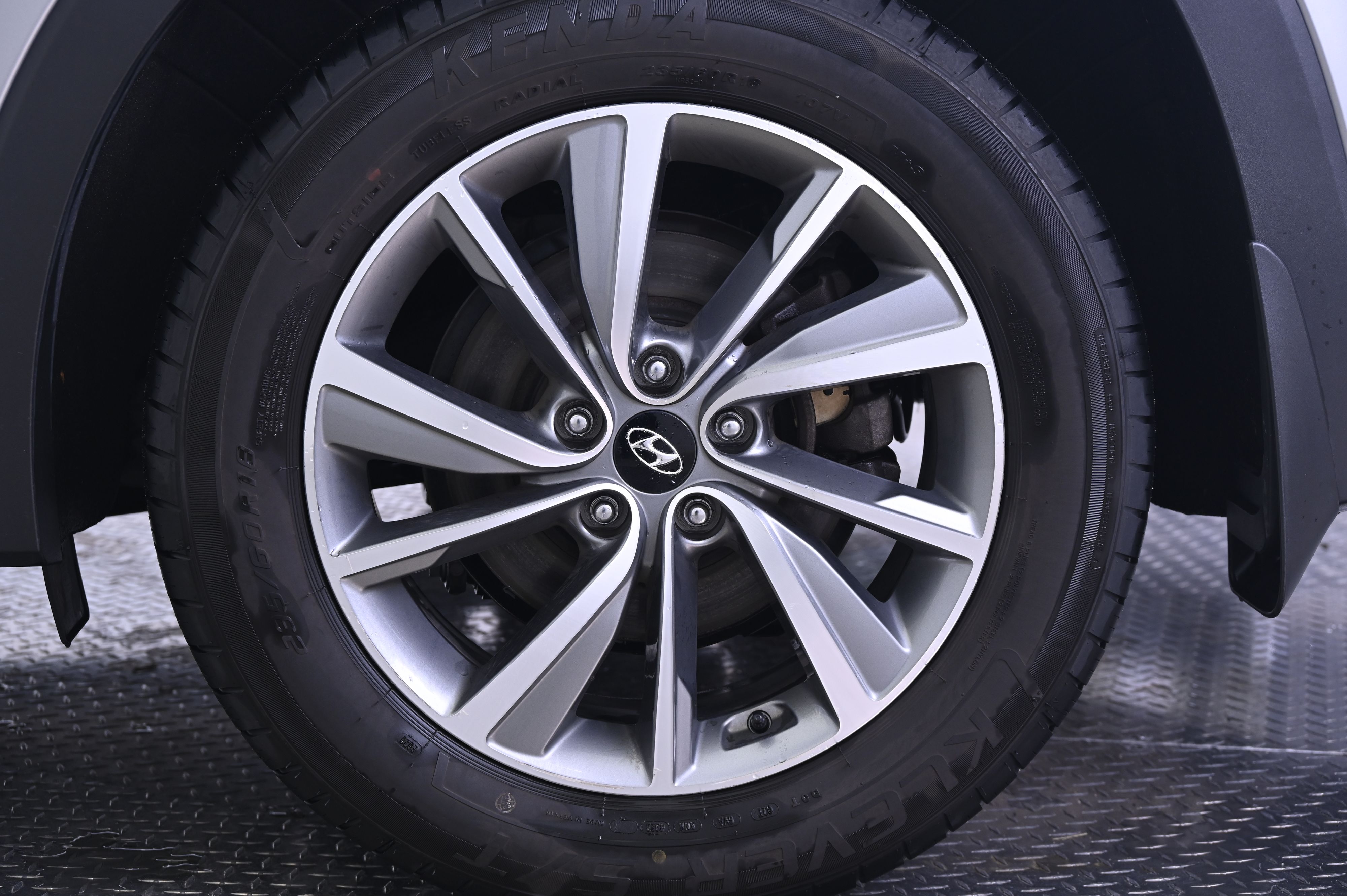 Thumbnail: 2020 Hyundai Santa Fe - 12