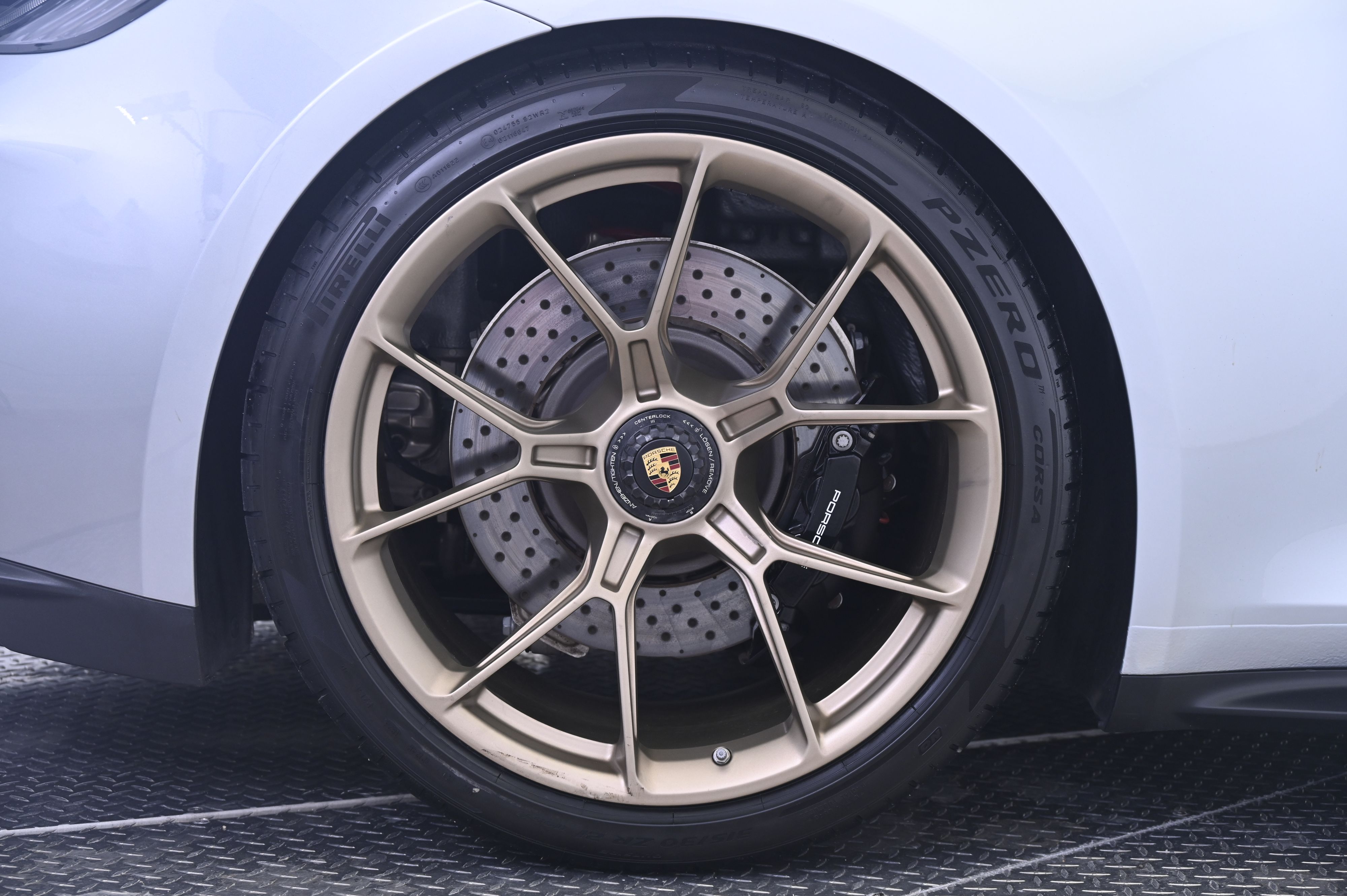 Thumbnail: 2022 Porsche 911 - 14