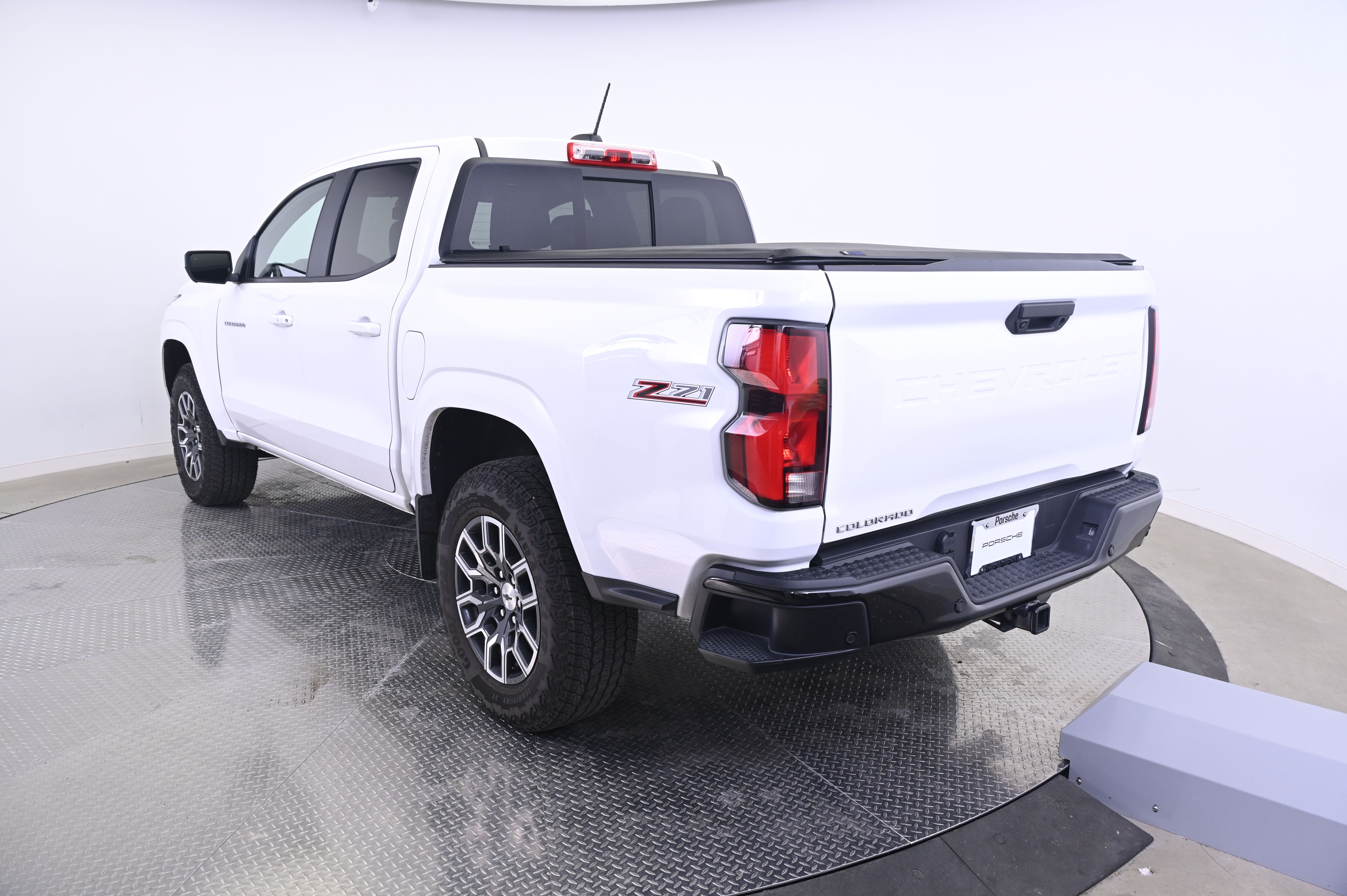 Thumbnail: 2026 Chevrolet Colorado - 3