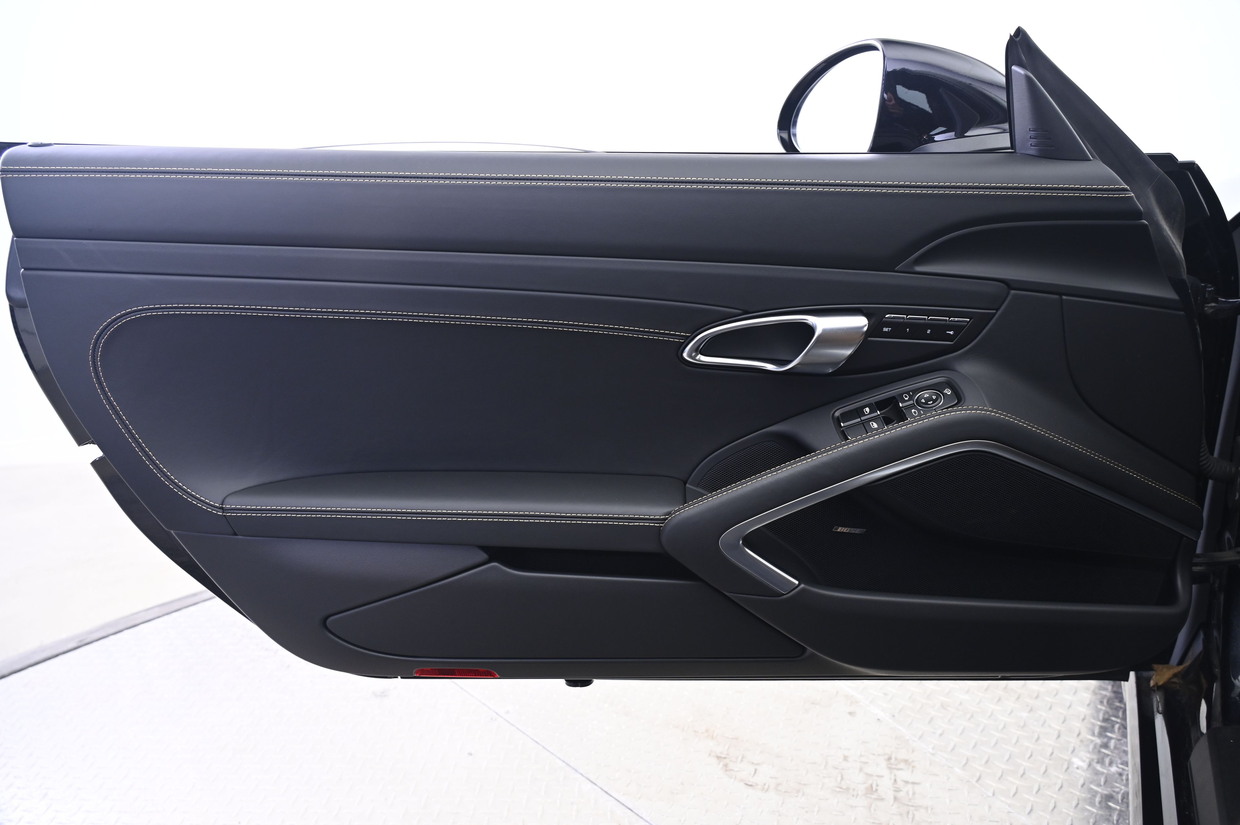 Thumbnail: 2025 Porsche 718 Cayman - 22