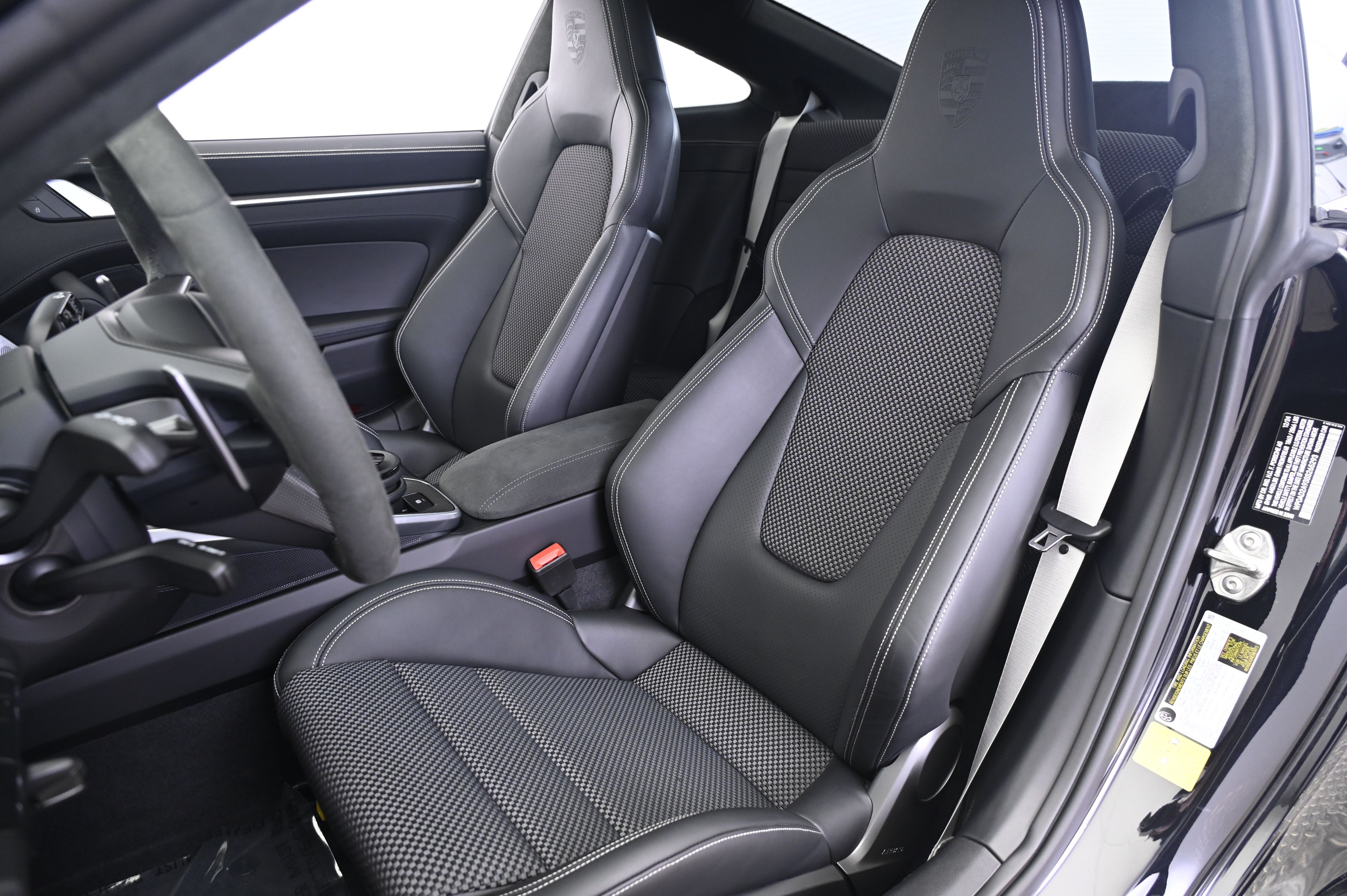 Thumbnail: 2025 Porsche 911 - 5