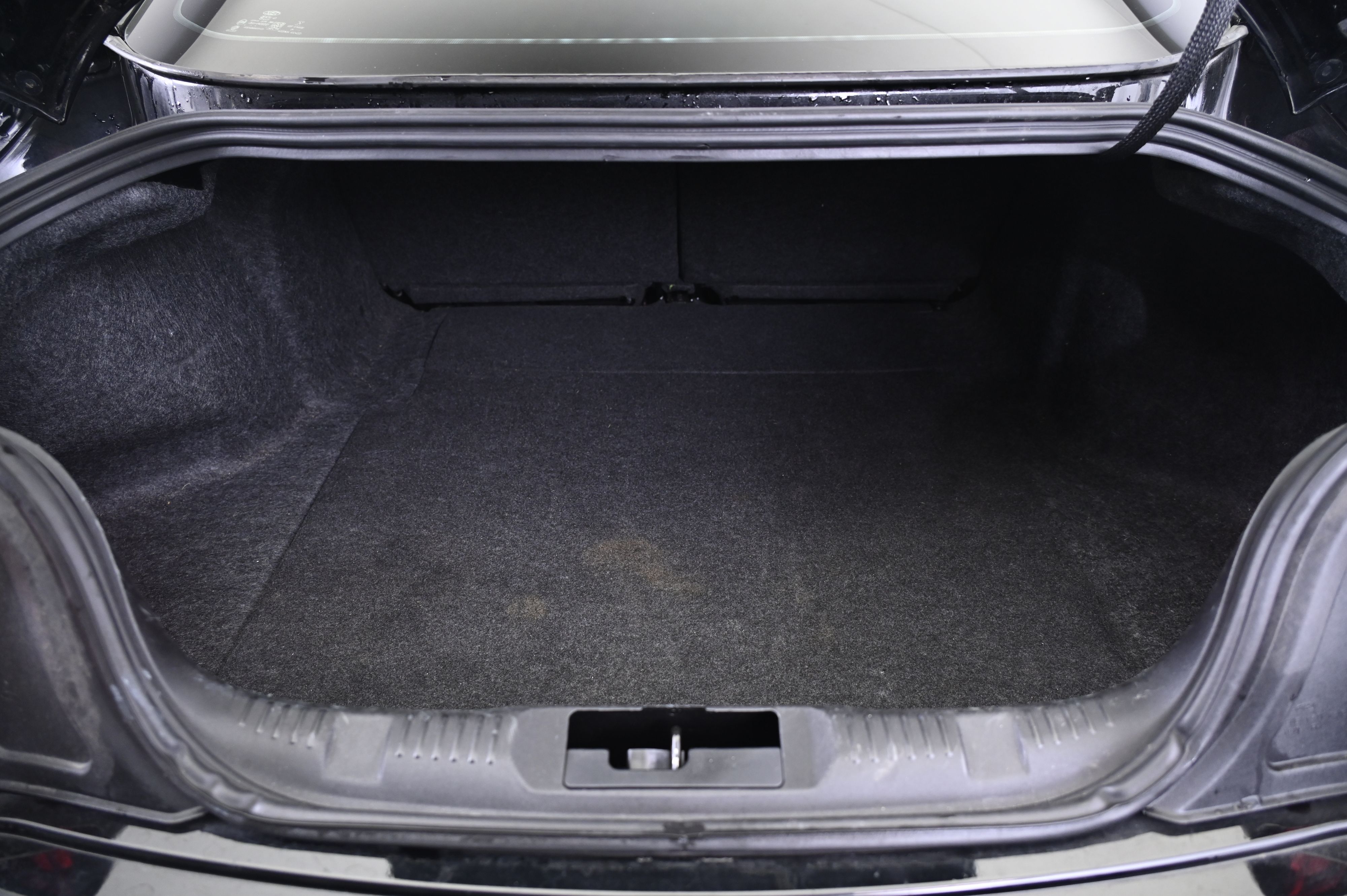 Thumbnail: 2021 Ford Mustang - 15