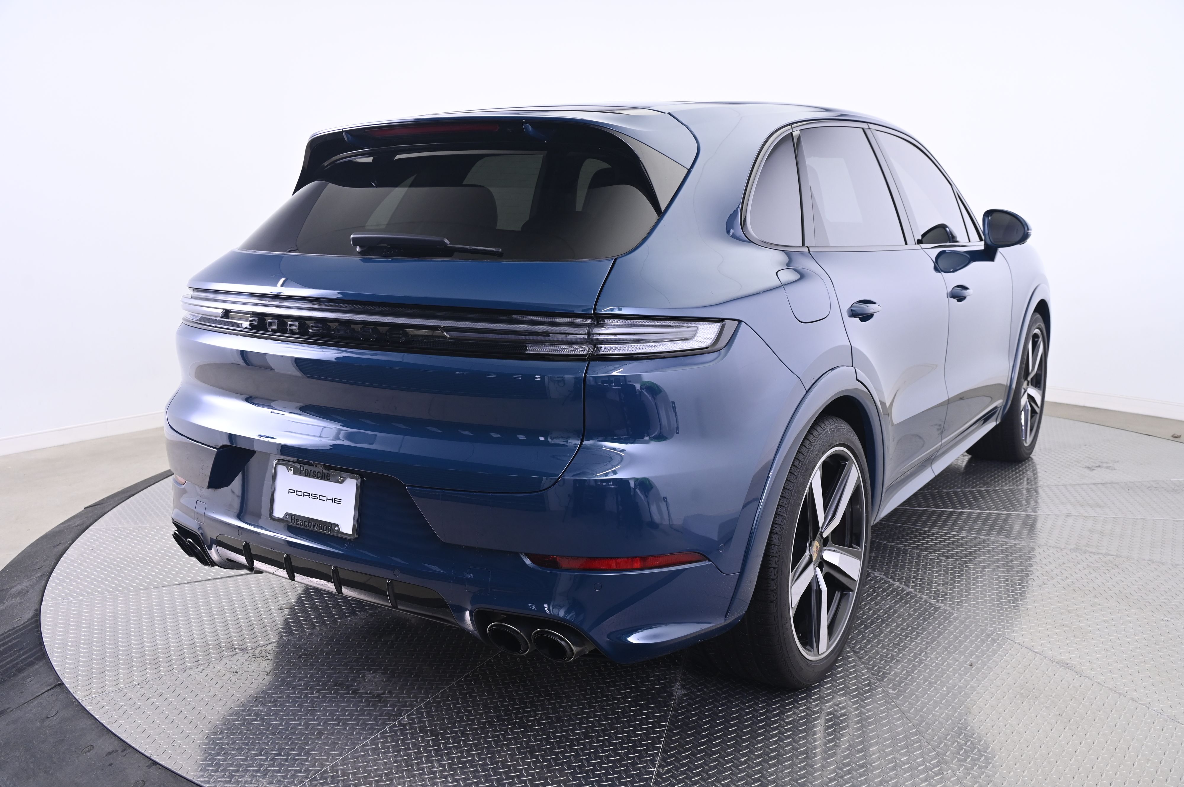 Thumbnail: 2024 Porsche Cayenne - 7