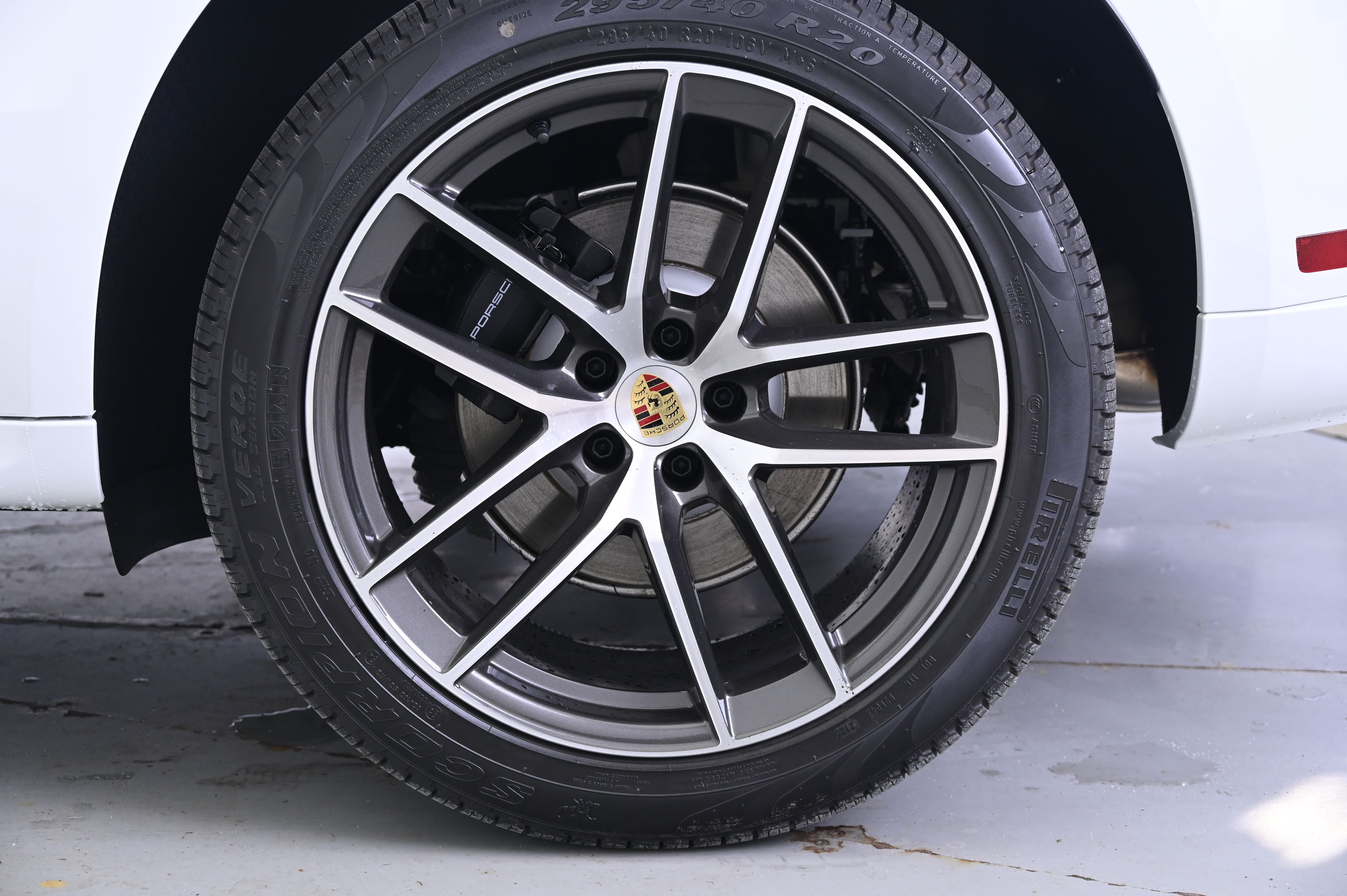 Thumbnail: 2026 Porsche Macan - 12