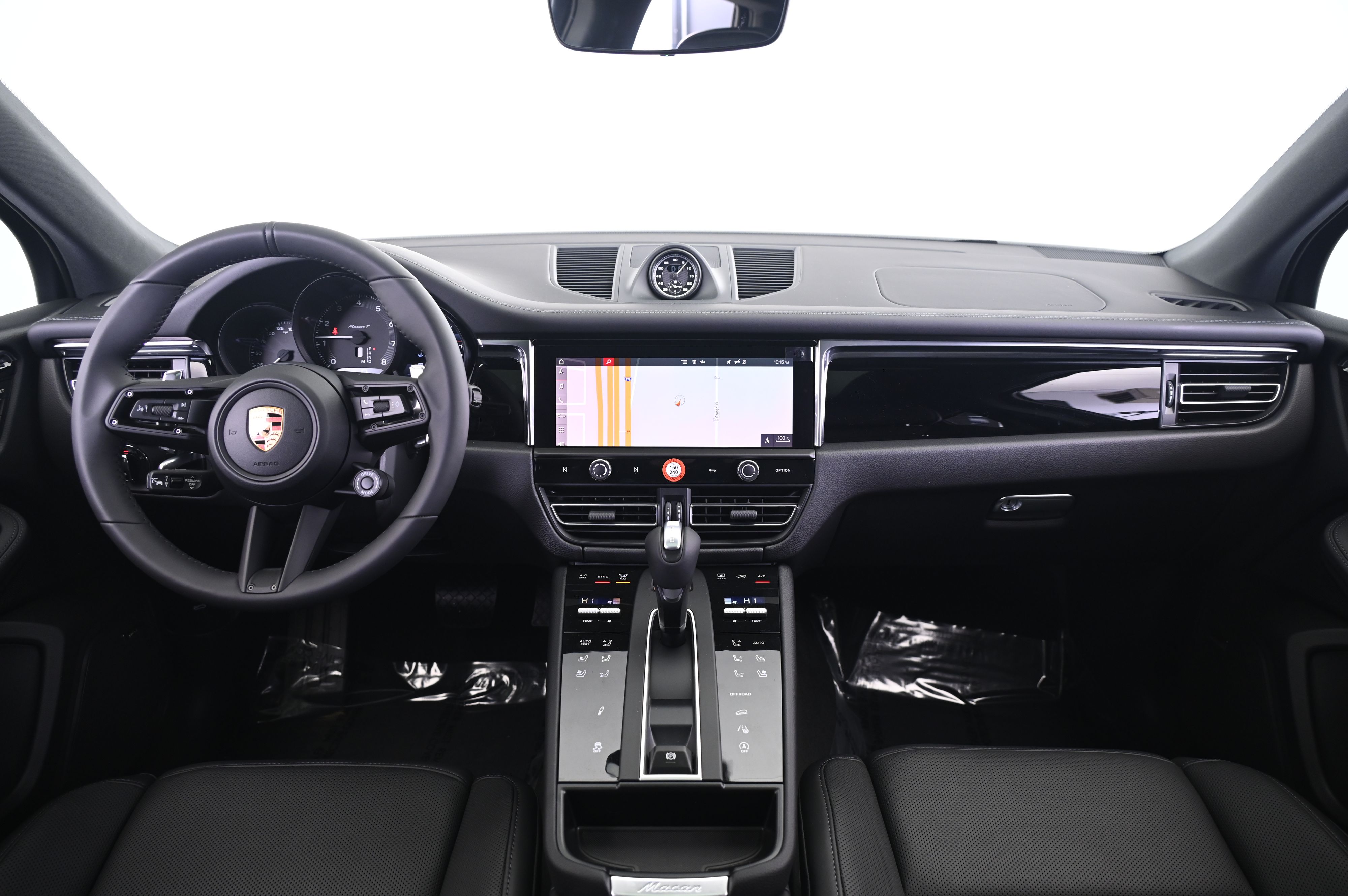 Thumbnail: 2026 Porsche Macan - 31