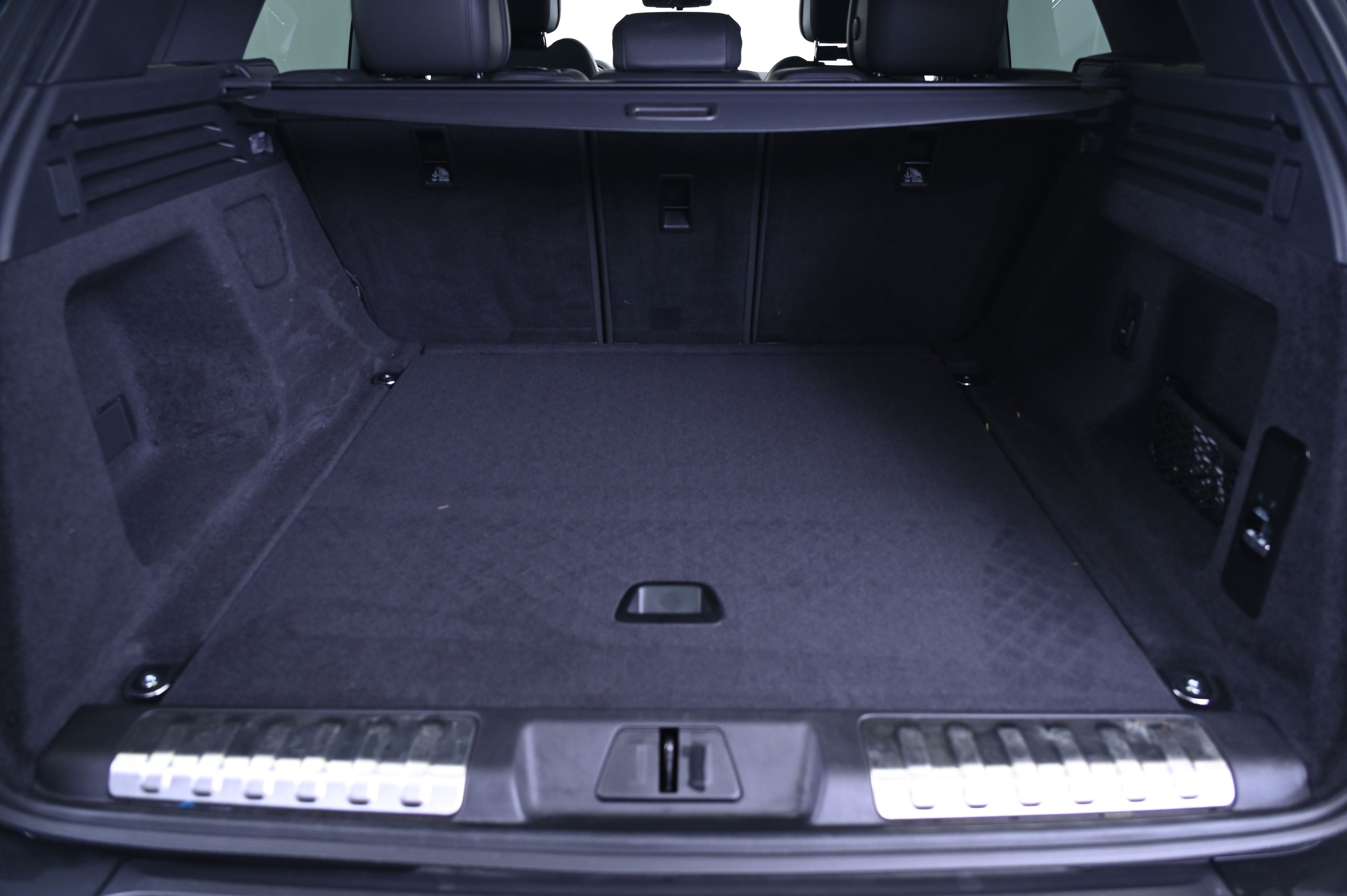 Thumbnail: 2024 Land Rover Range Rover Sport - 15