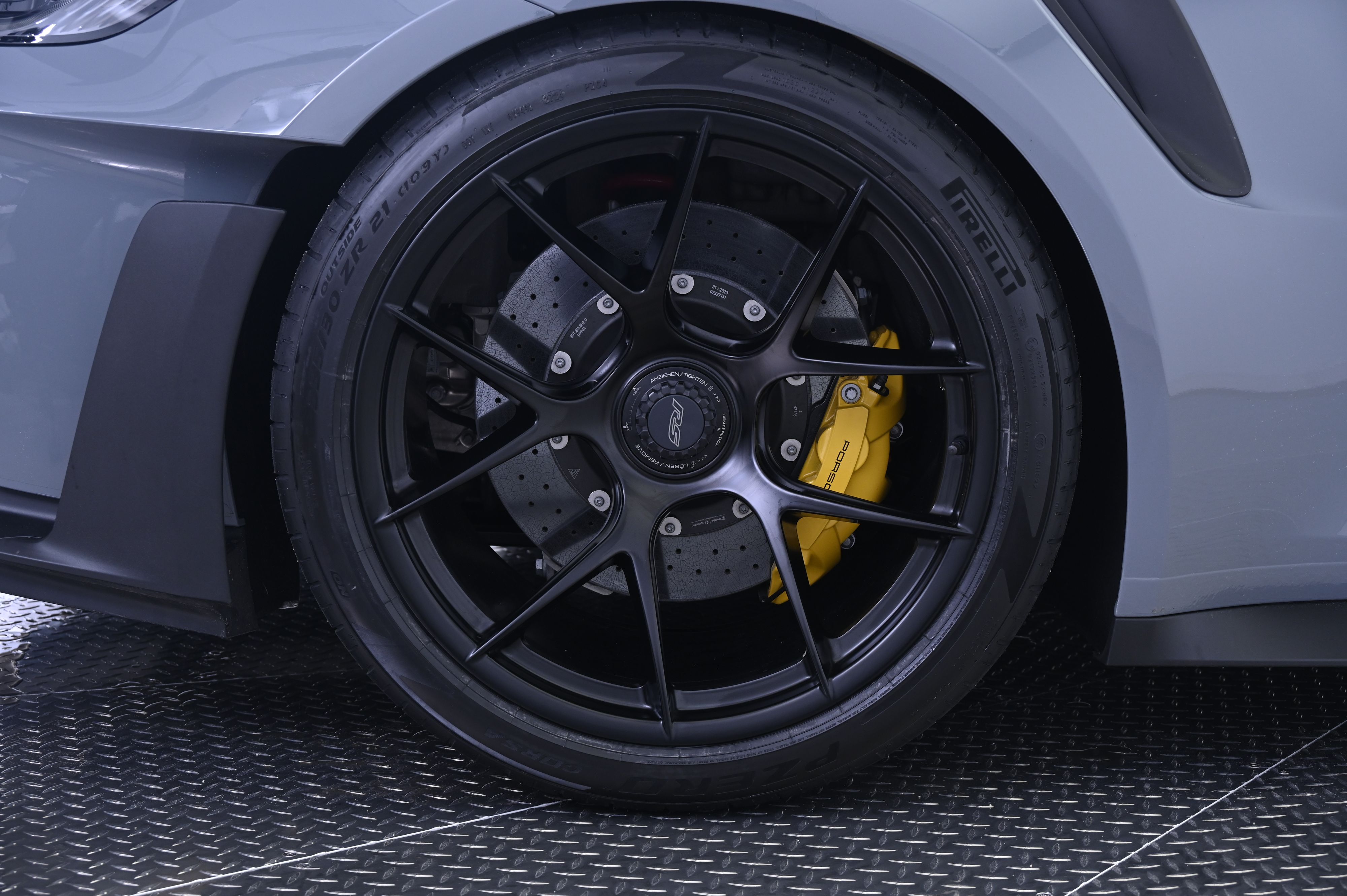 Thumbnail: 2024 Porsche 911 - 13