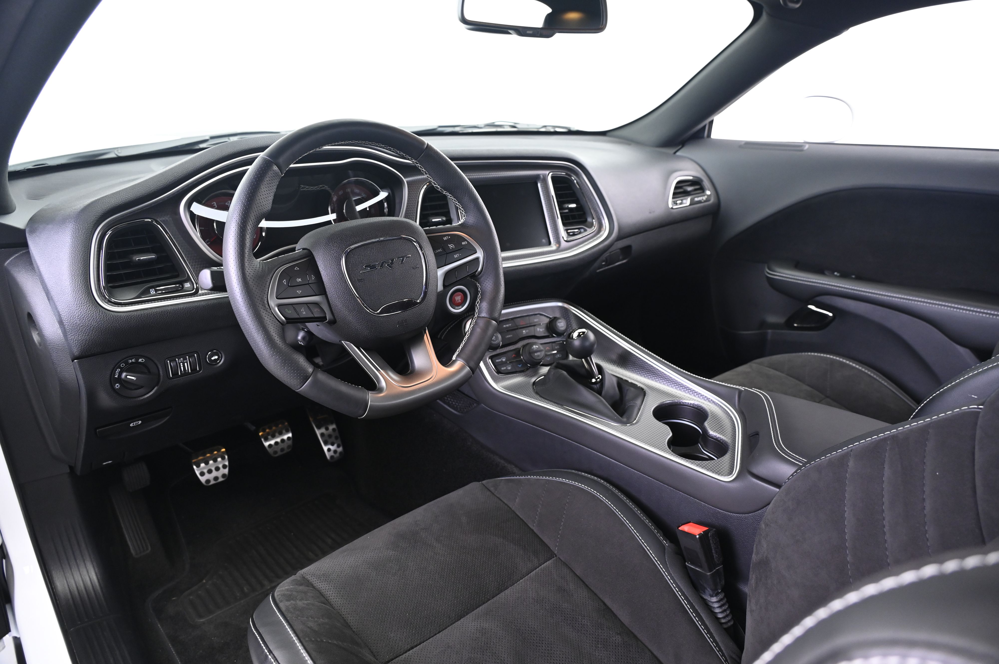 Thumbnail: 2015 Dodge Challenger - 4