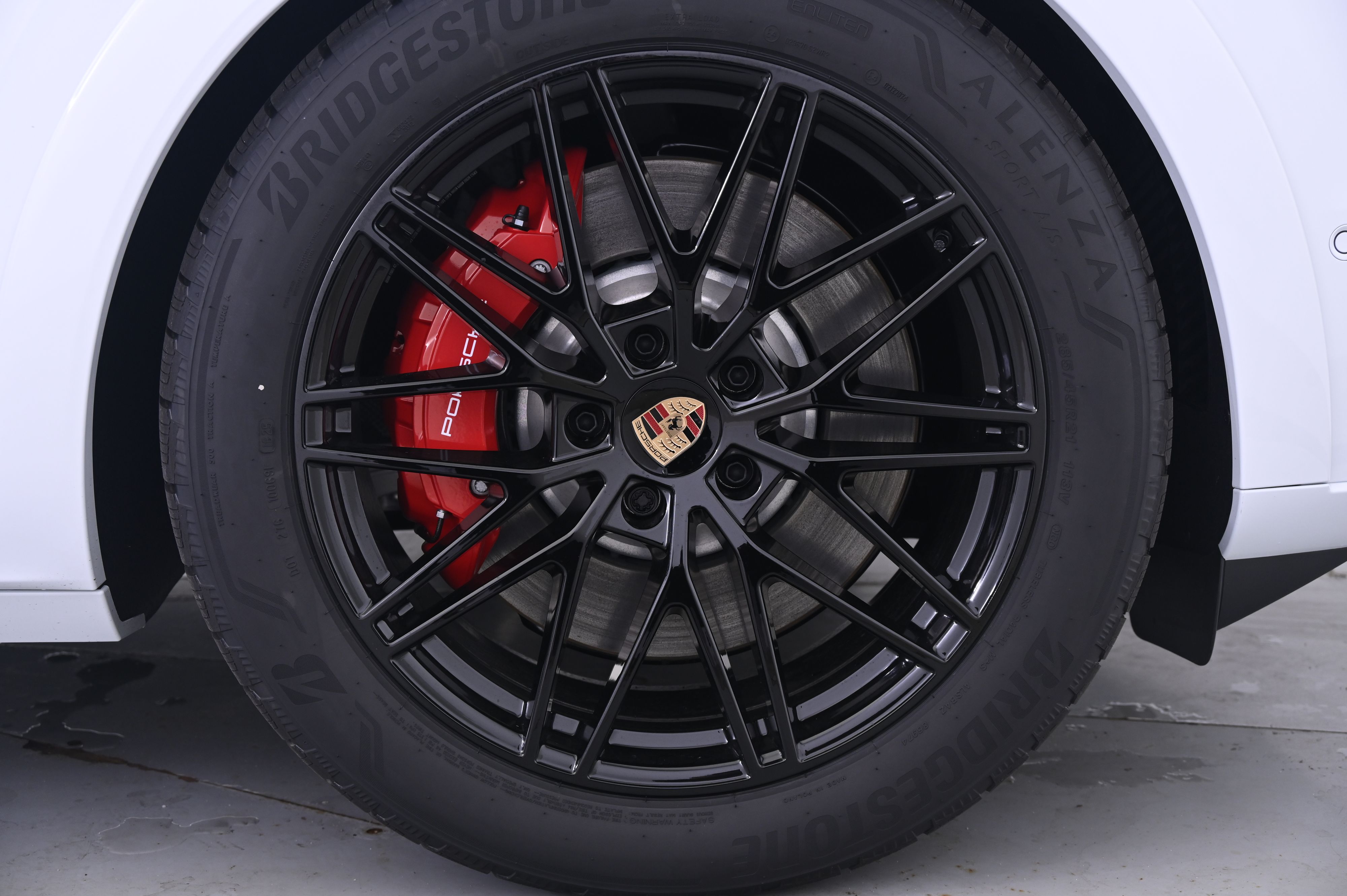 Thumbnail: 2026 Porsche Cayenne - 14