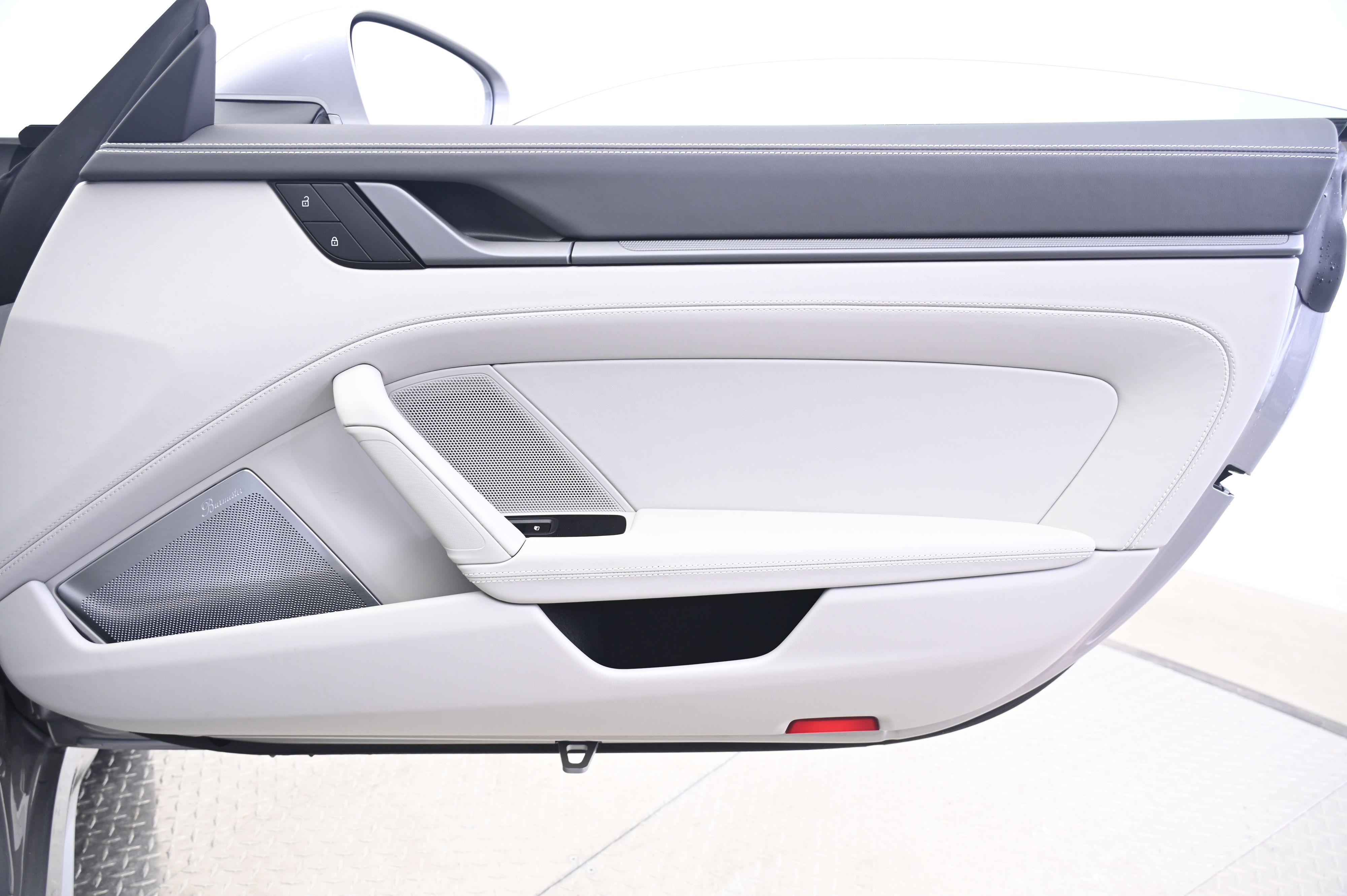 Thumbnail: 2024 Porsche 911 - 16