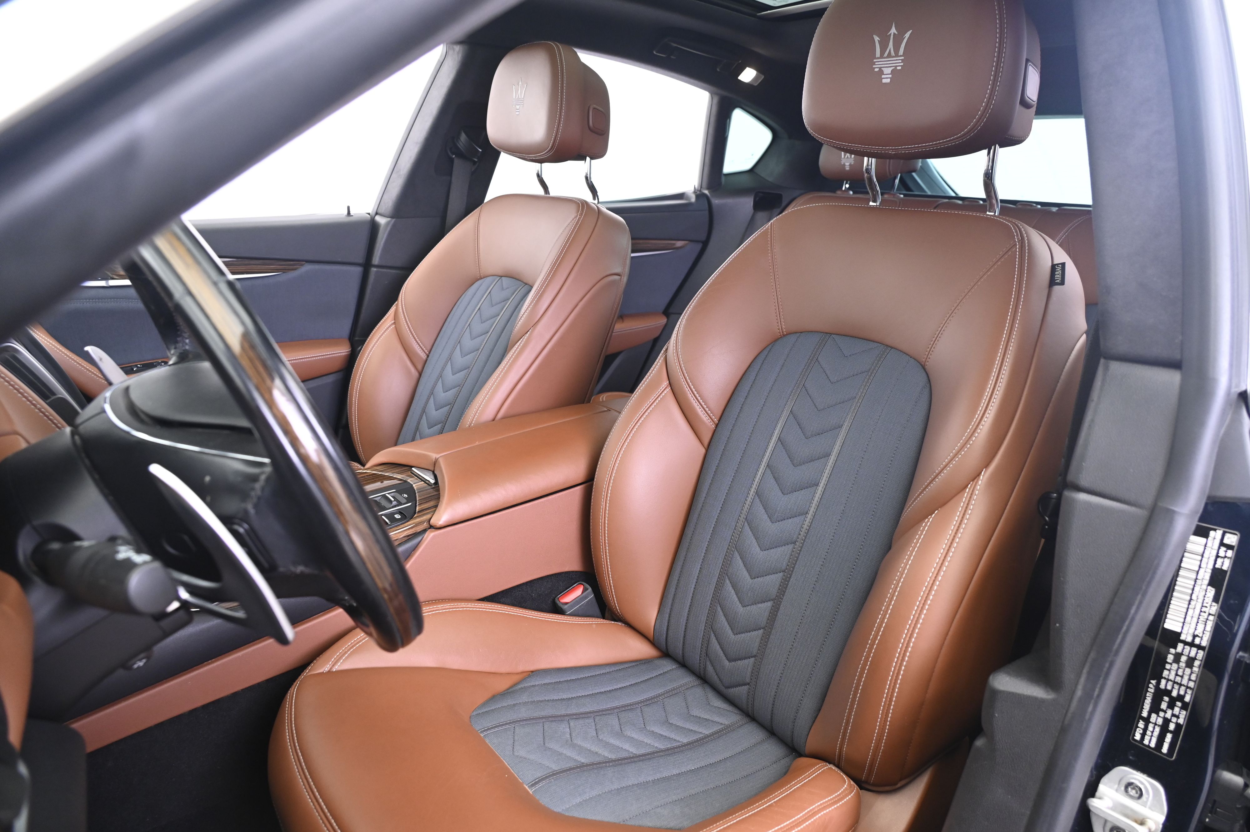 Thumbnail: 2020 Maserati Levante - 30