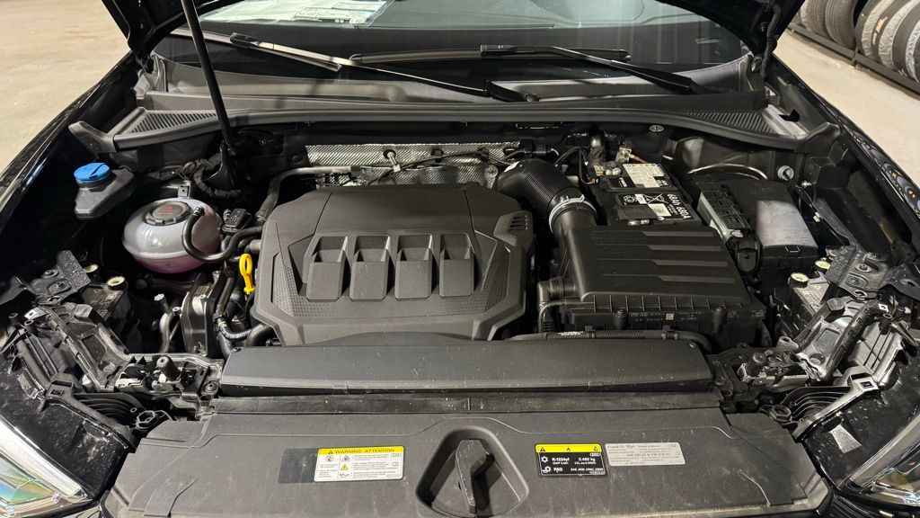 Thumbnail: 2025 Audi Q3 - 10