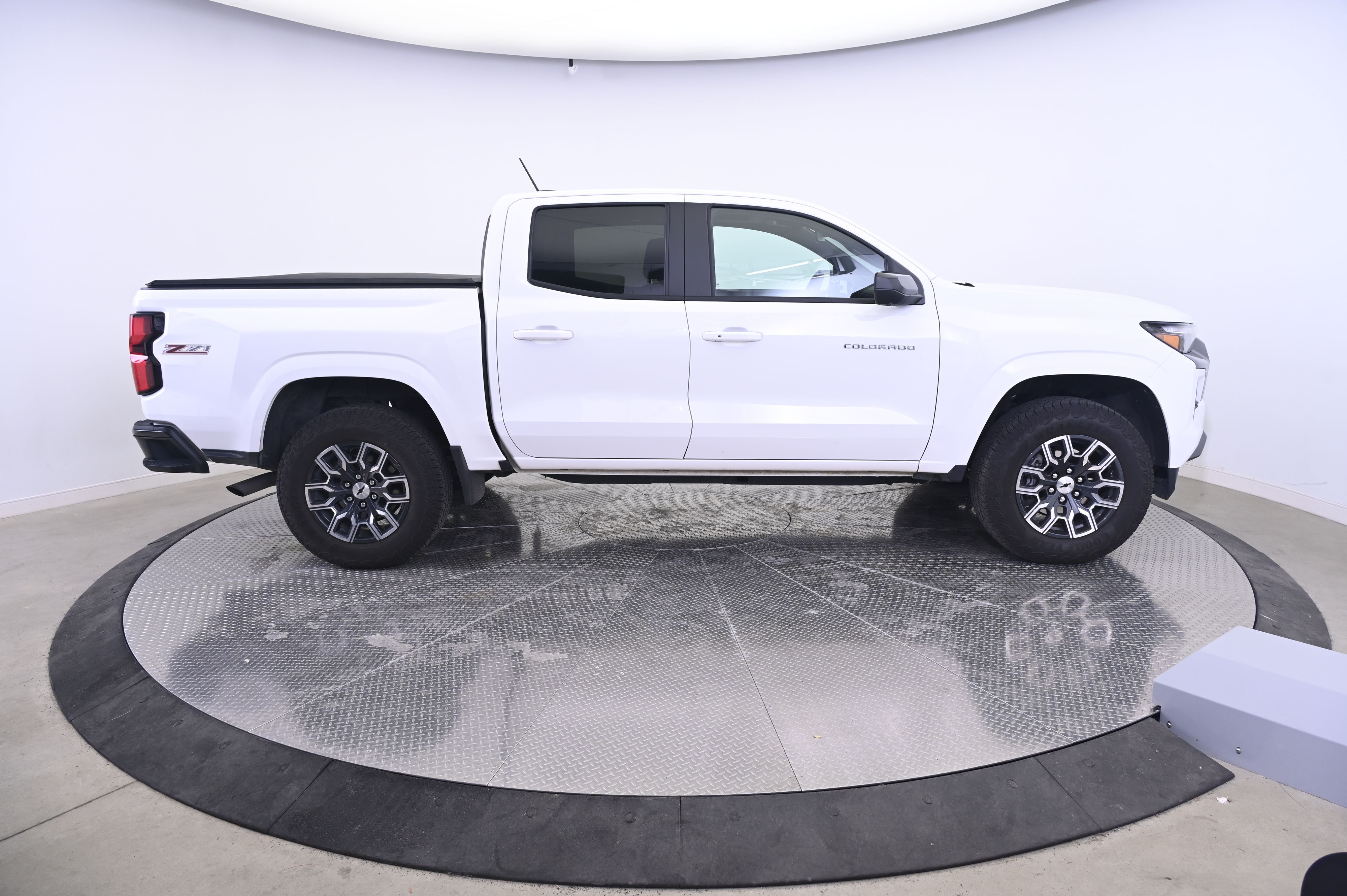 Thumbnail: 2026 Chevrolet Colorado - 8