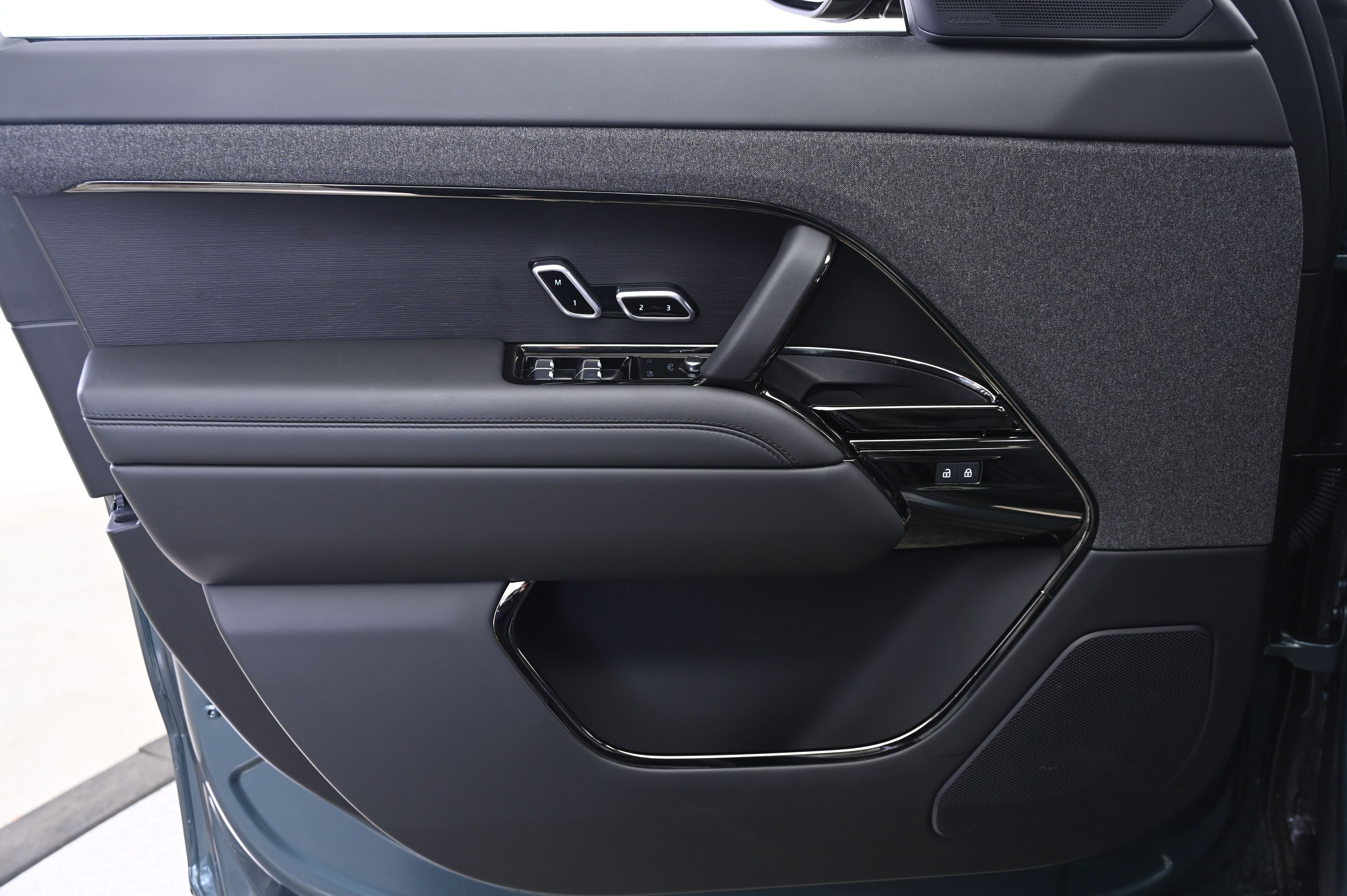 Thumbnail: 2024 Land Rover Range Rover Sport - 26