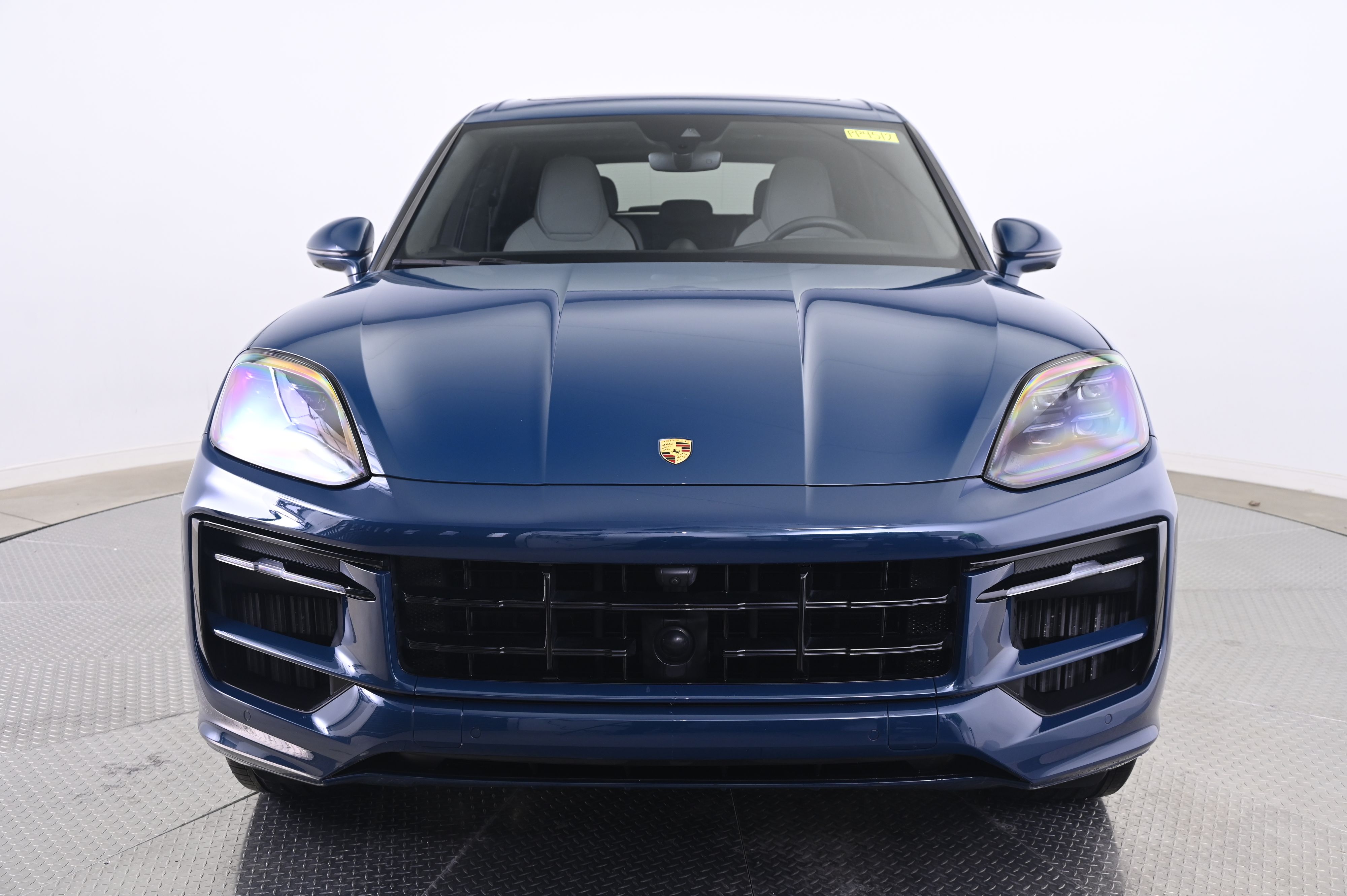 Thumbnail: 2024 Porsche Cayenne - 10