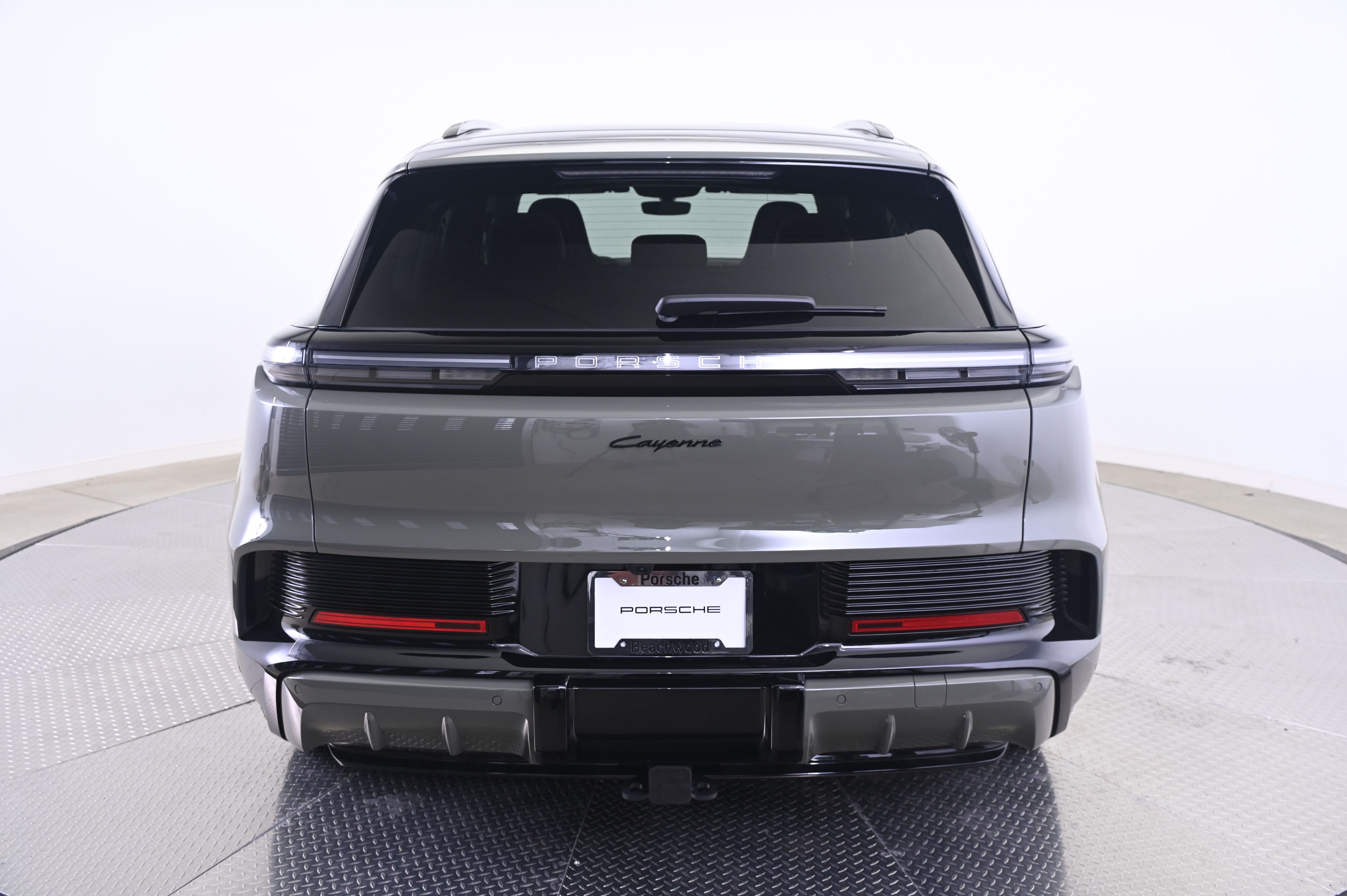 Thumbnail: 2026 Porsche Cayenne - 6