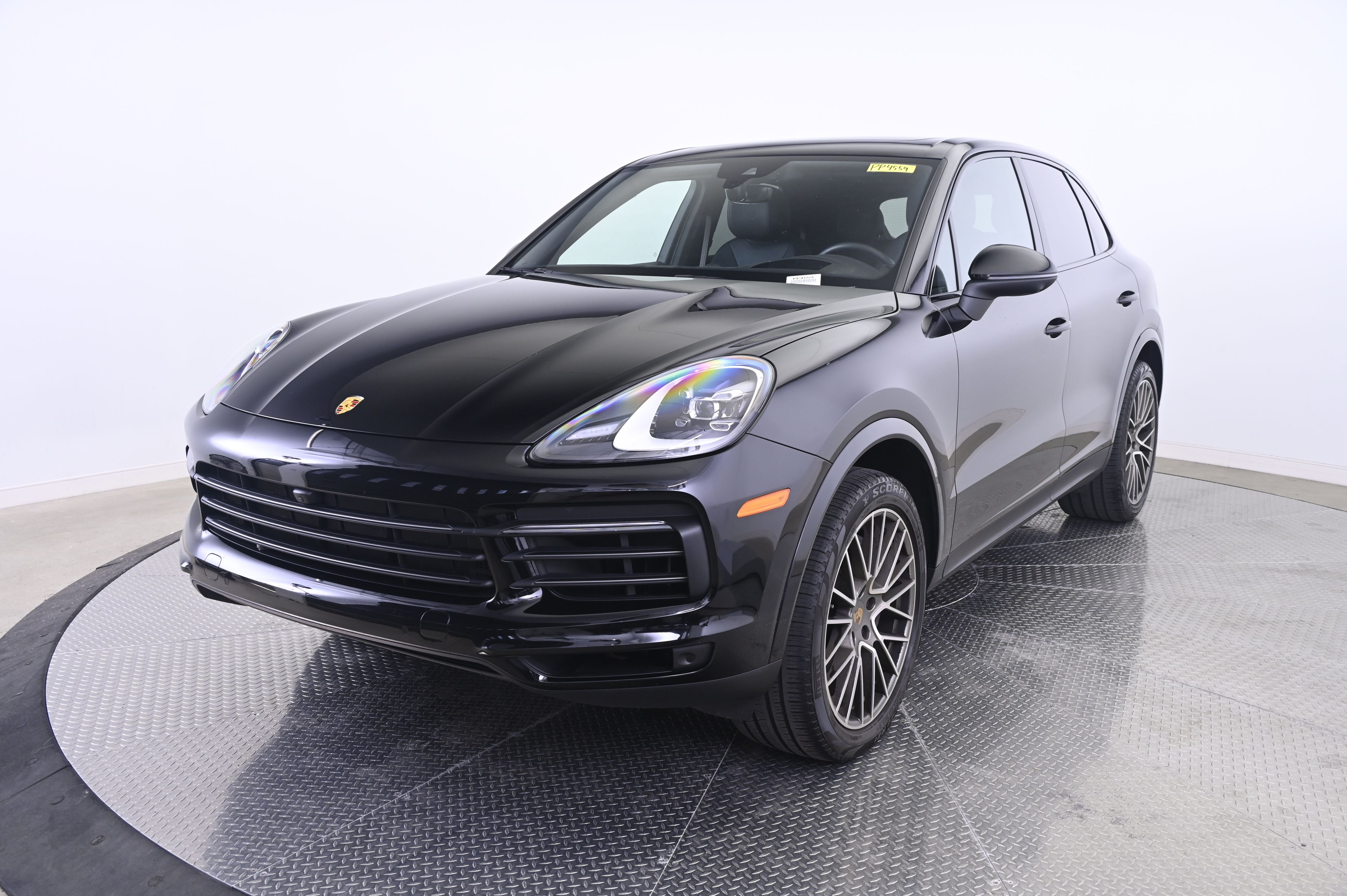 Thumbnail: 2023 Porsche Cayenne - 1