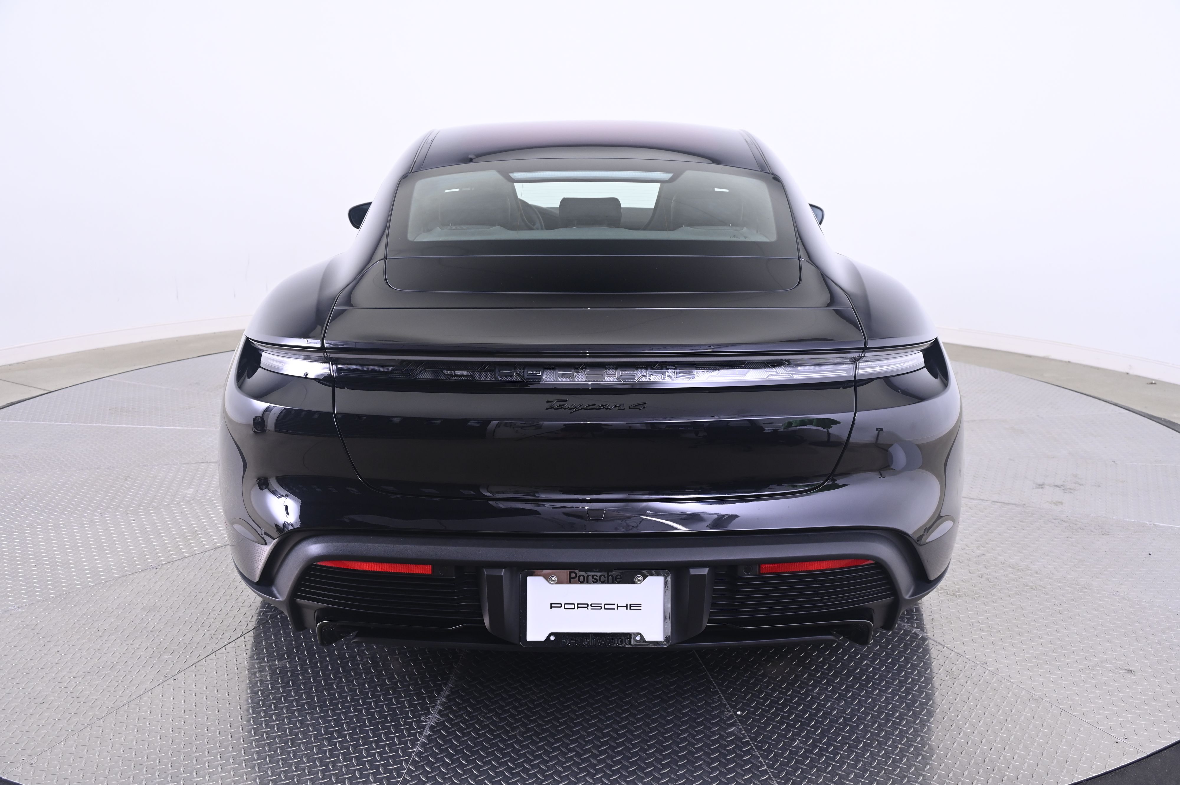 Thumbnail: 2026 Porsche Taycan - 6