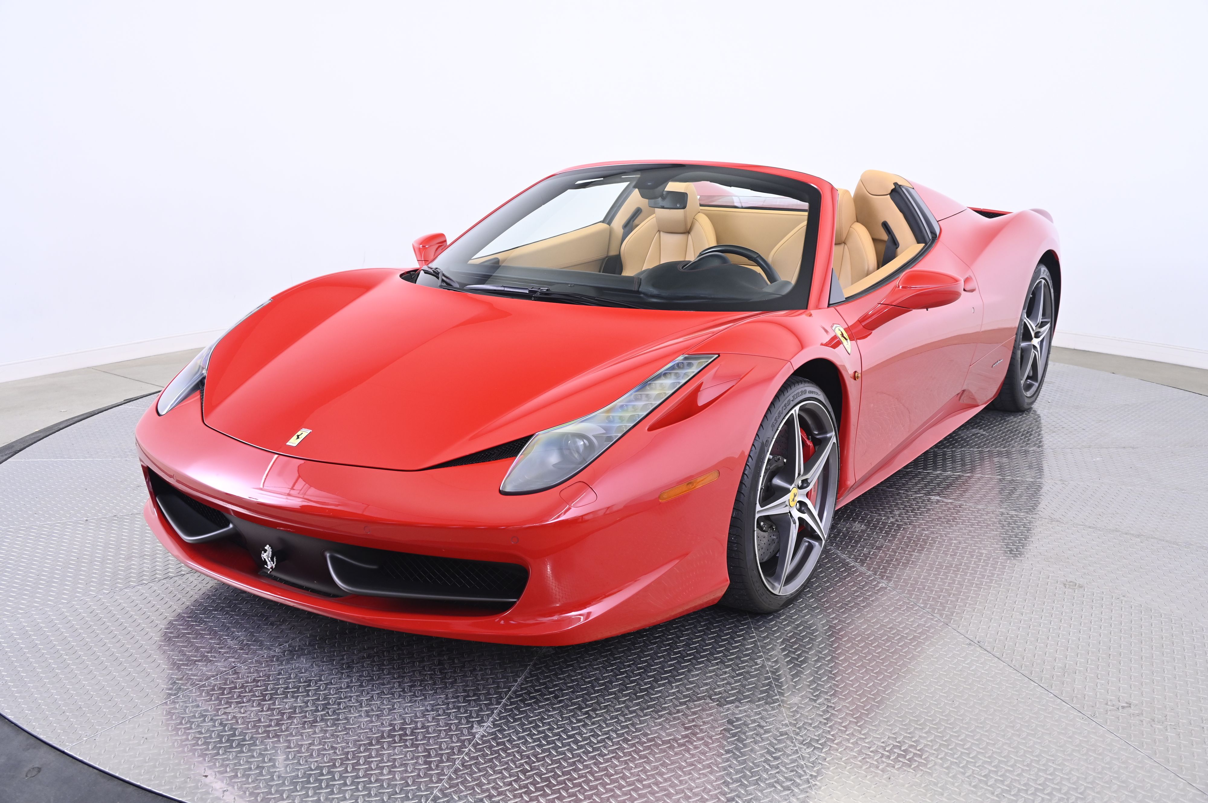 Thumbnail: 2013 Ferrari 458 - 1