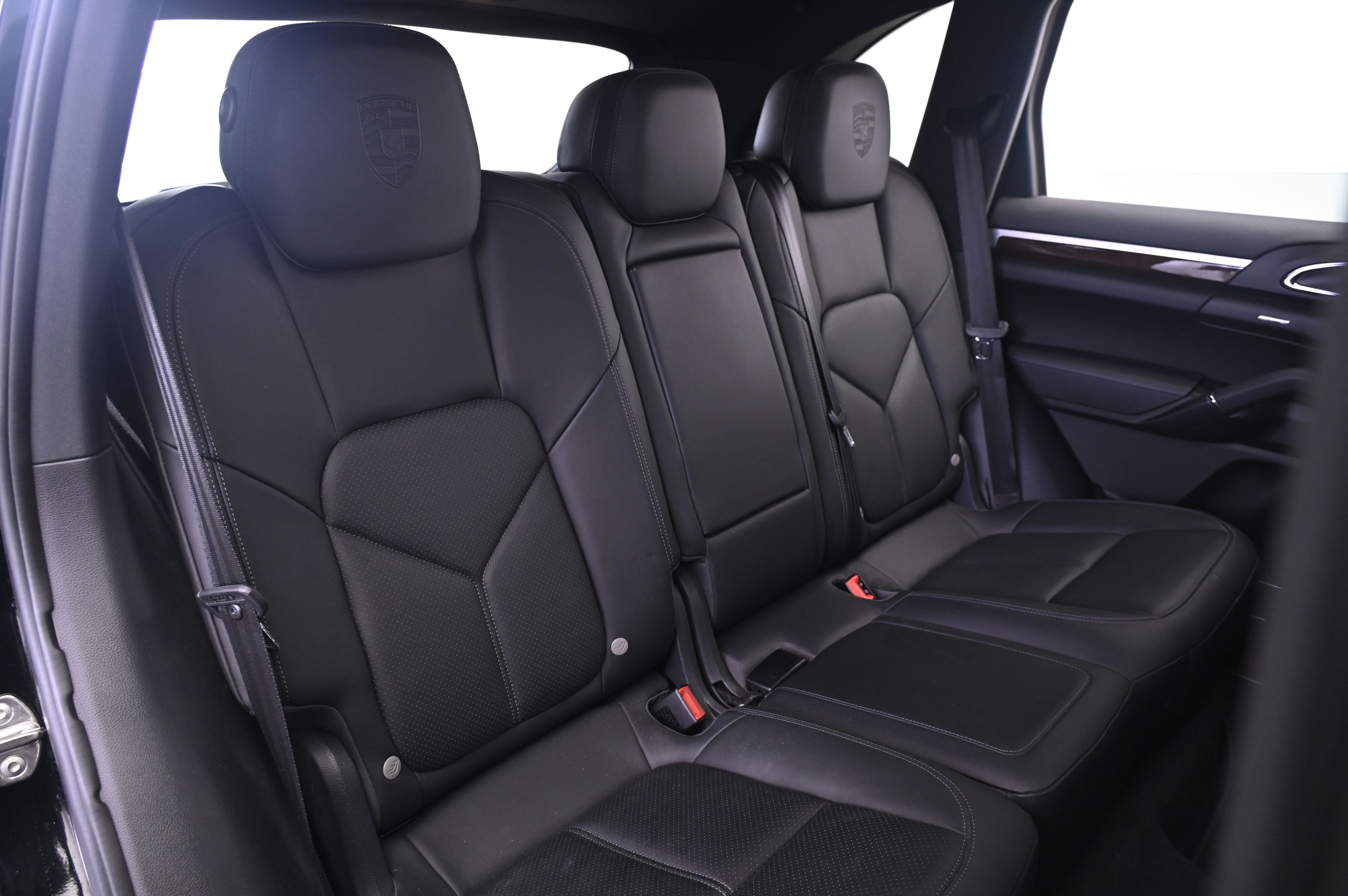 Thumbnail: 2014 Porsche Cayenne - 19