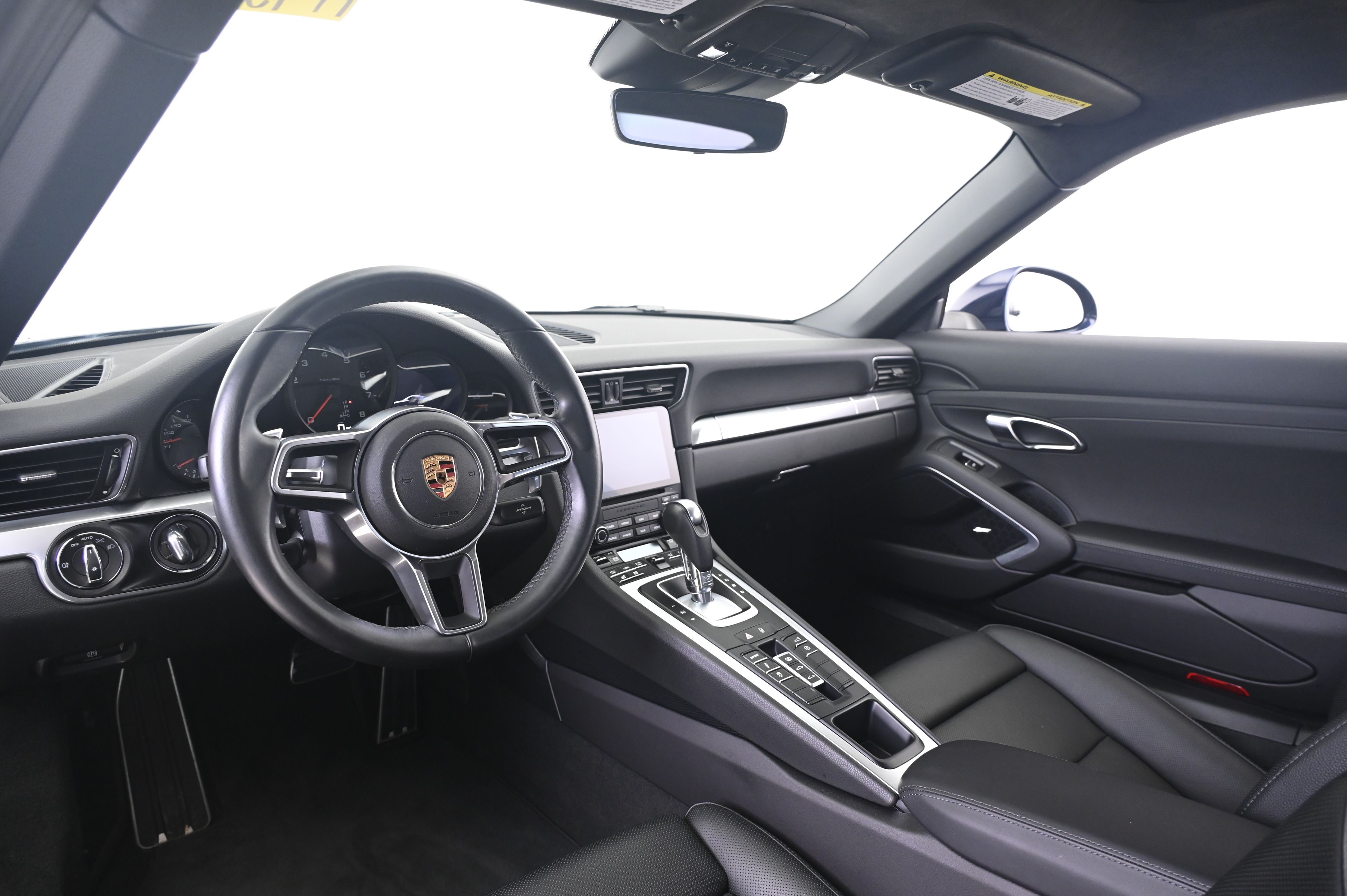 Thumbnail: 2019 Porsche 911 - 4
