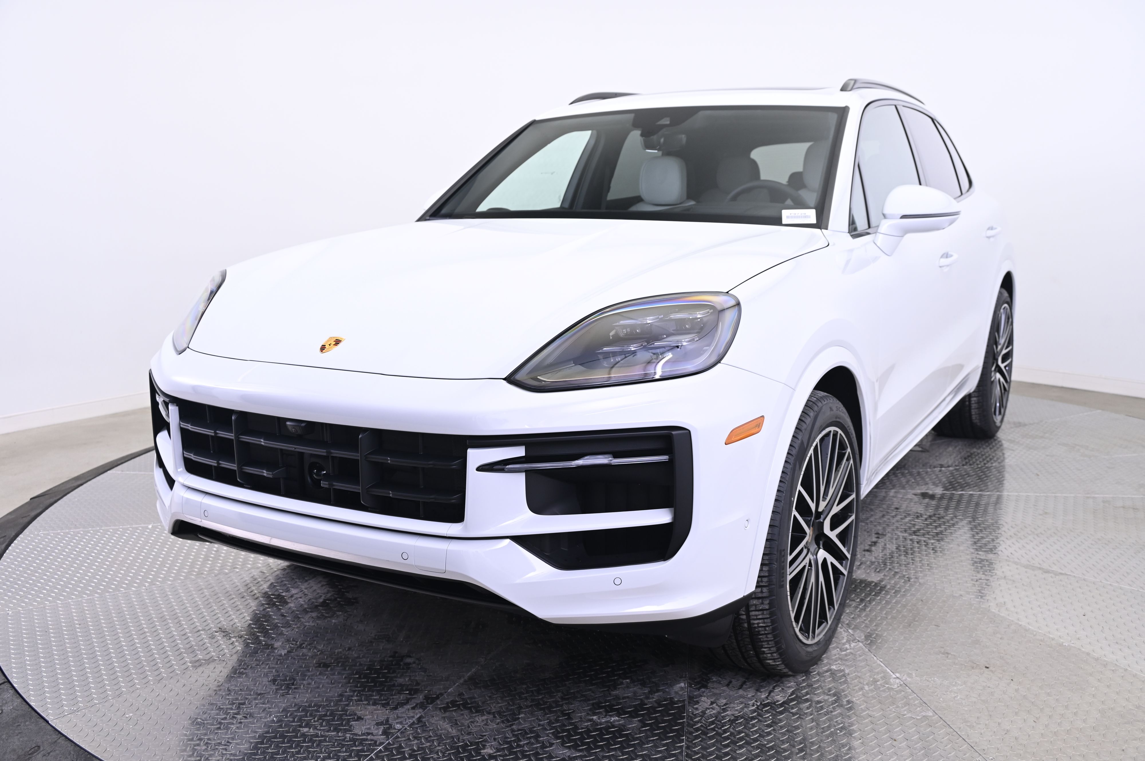 Thumbnail: 2026 Porsche Cayenne - 1