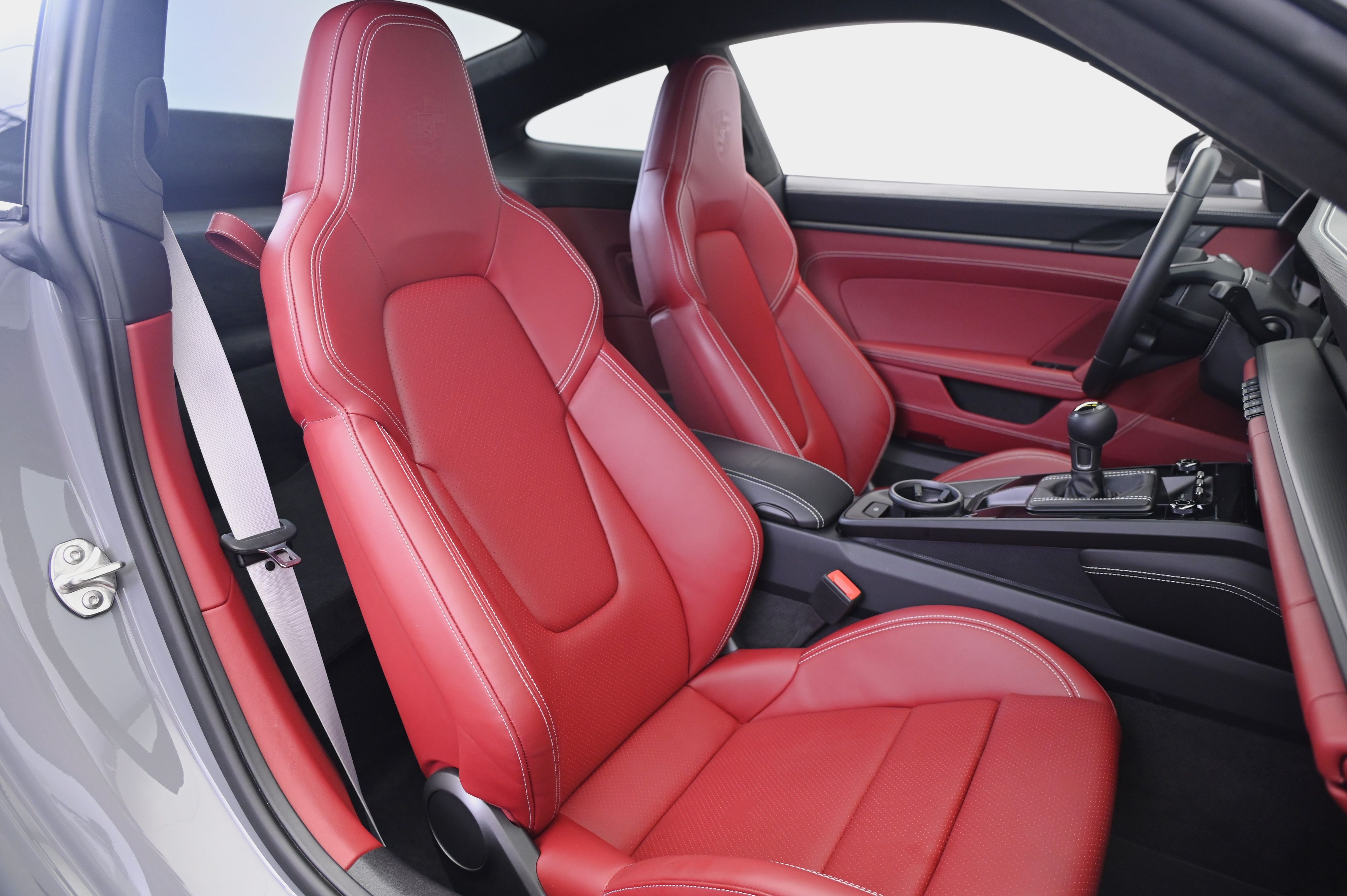 Thumbnail: 2022 Porsche 911 - 27