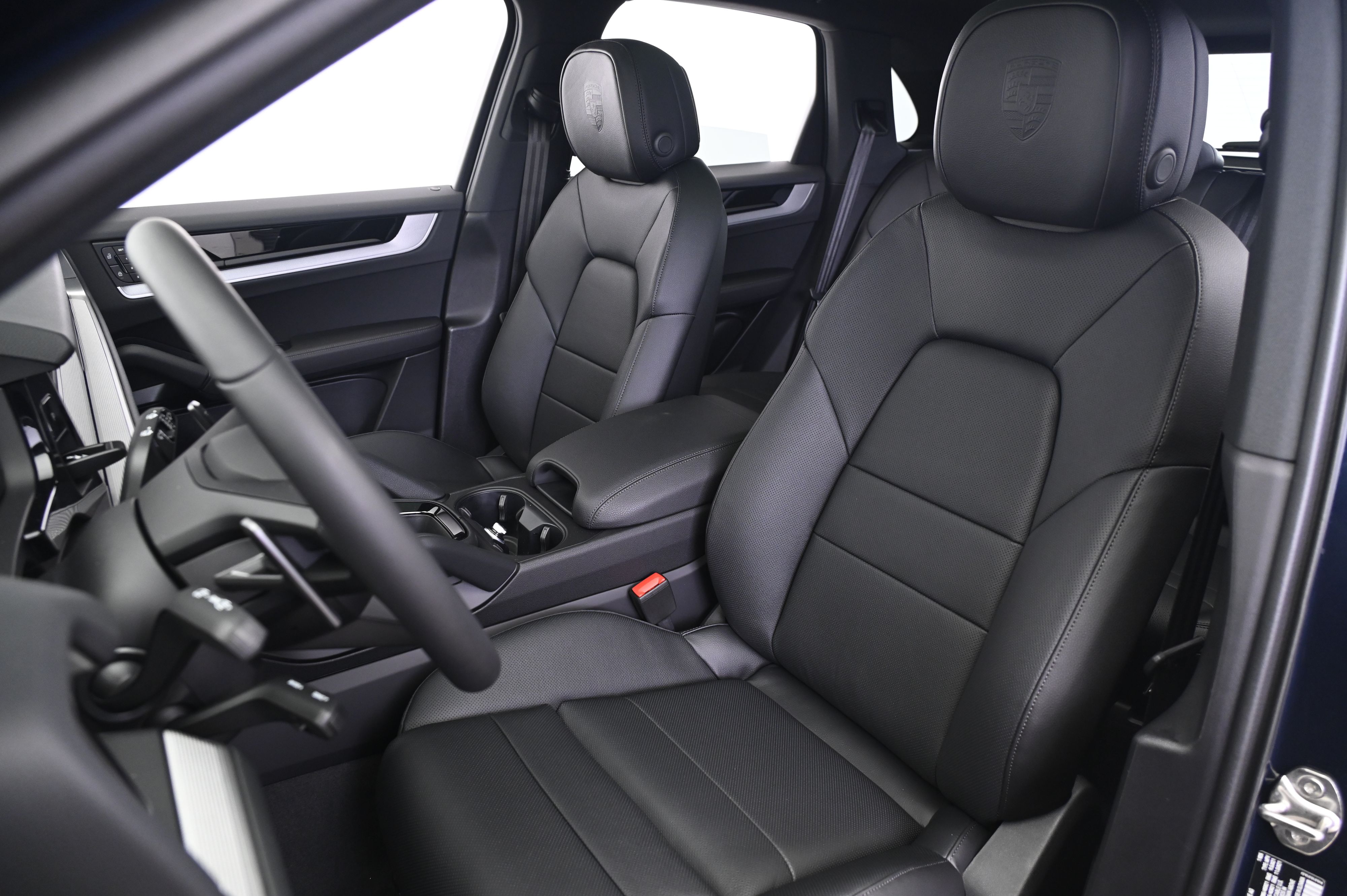 Thumbnail: 2026 Porsche Cayenne - 5