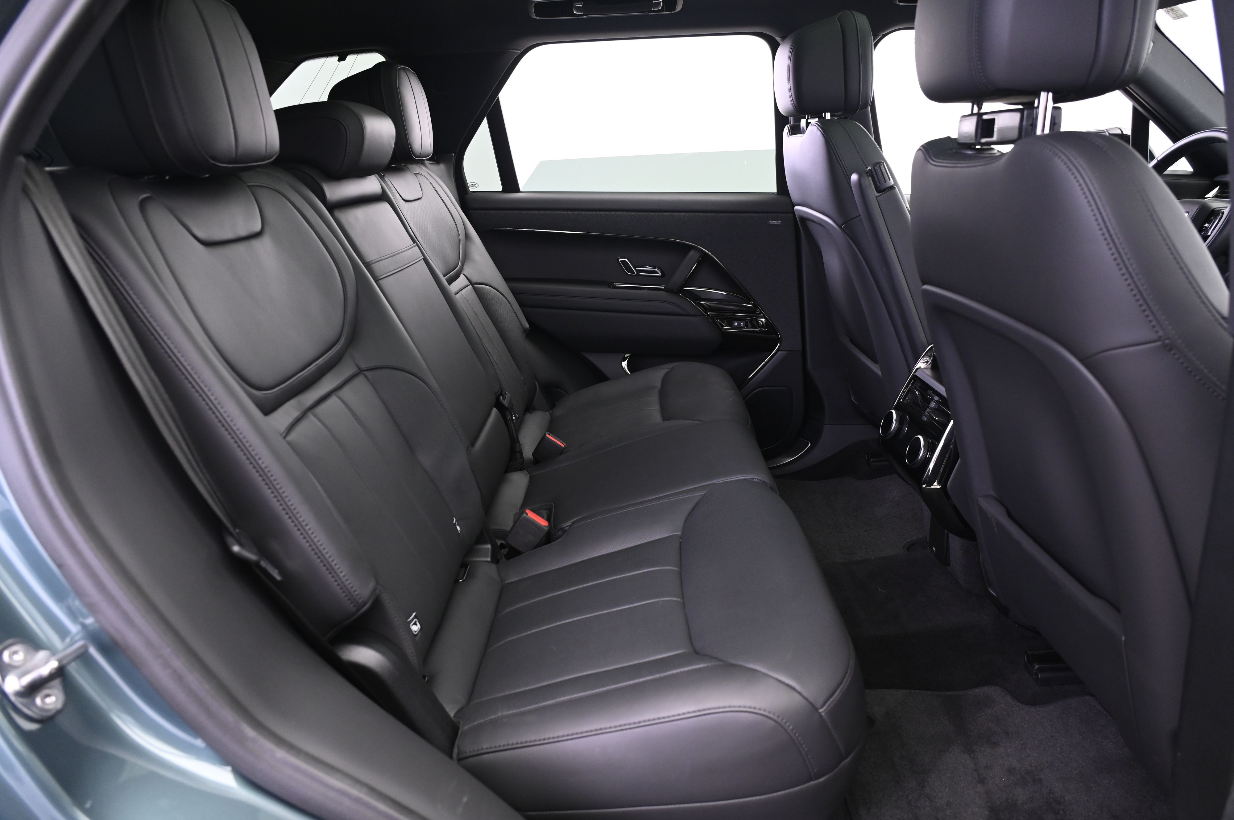 Thumbnail: 2024 Land Rover Range Rover Sport - 18