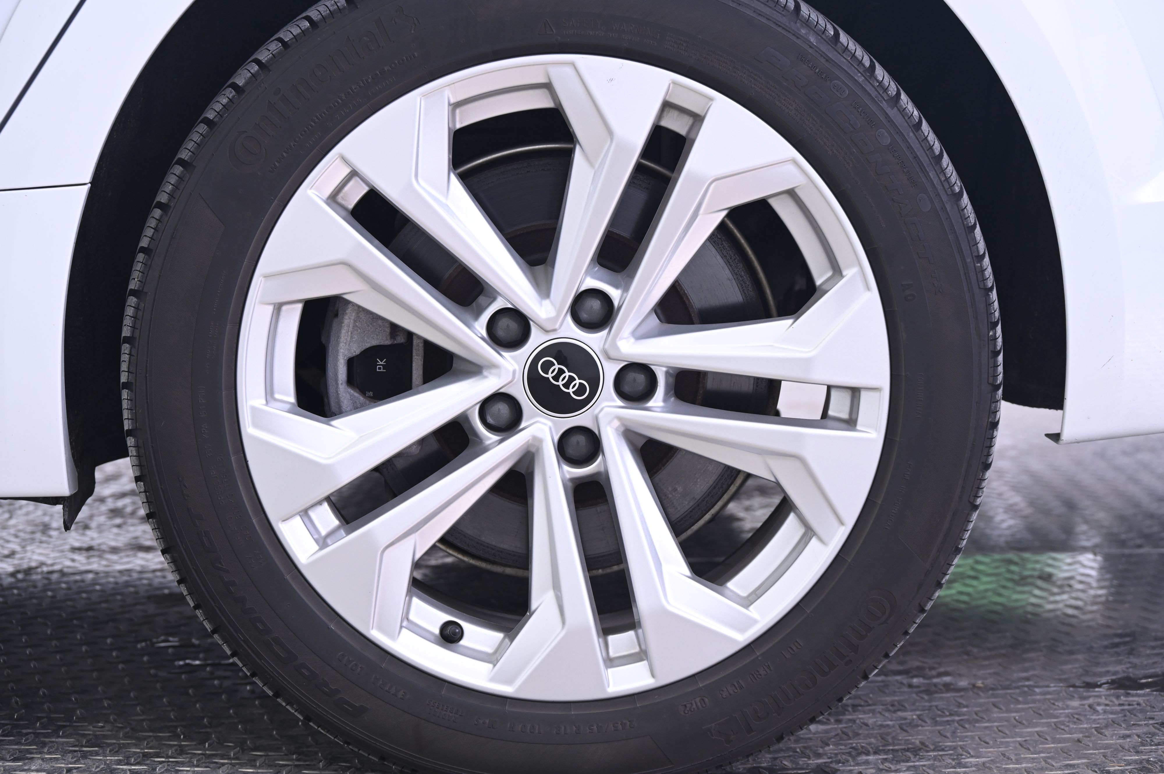 Thumbnail: 2022 Audi A4 - 12