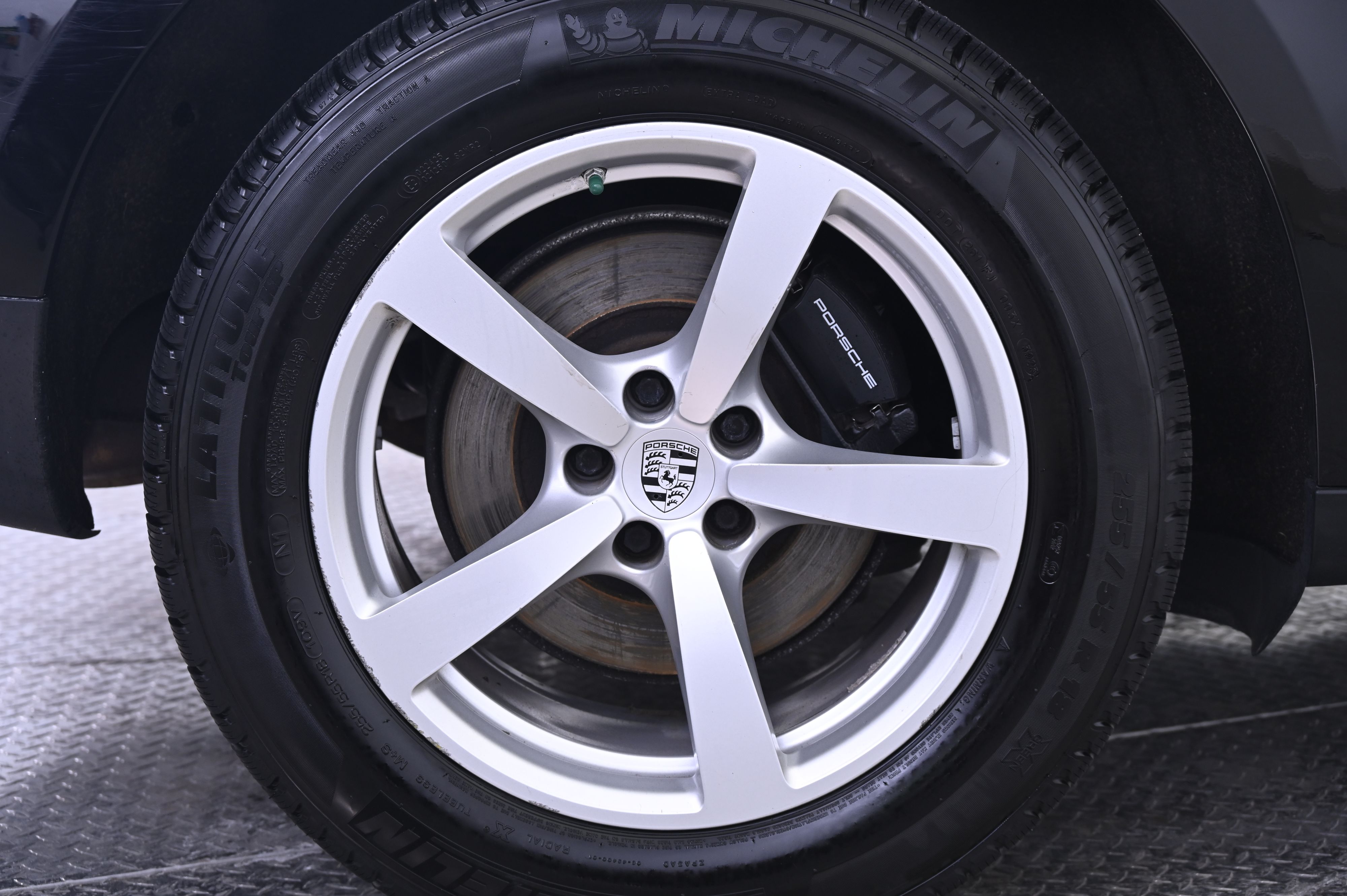 Thumbnail: 2019 Porsche Macan - 13