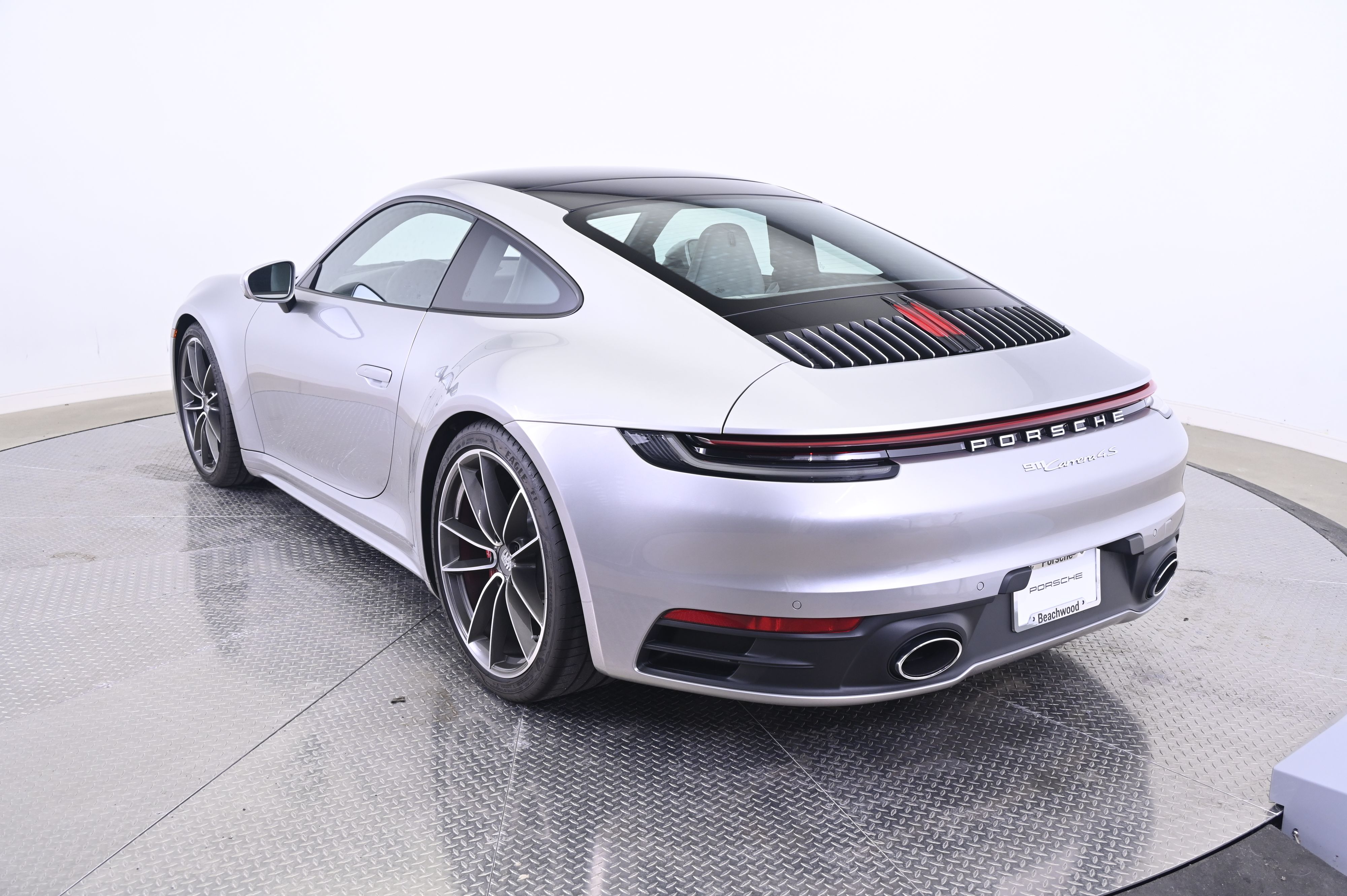 Thumbnail: 2024 Porsche 911 - 3