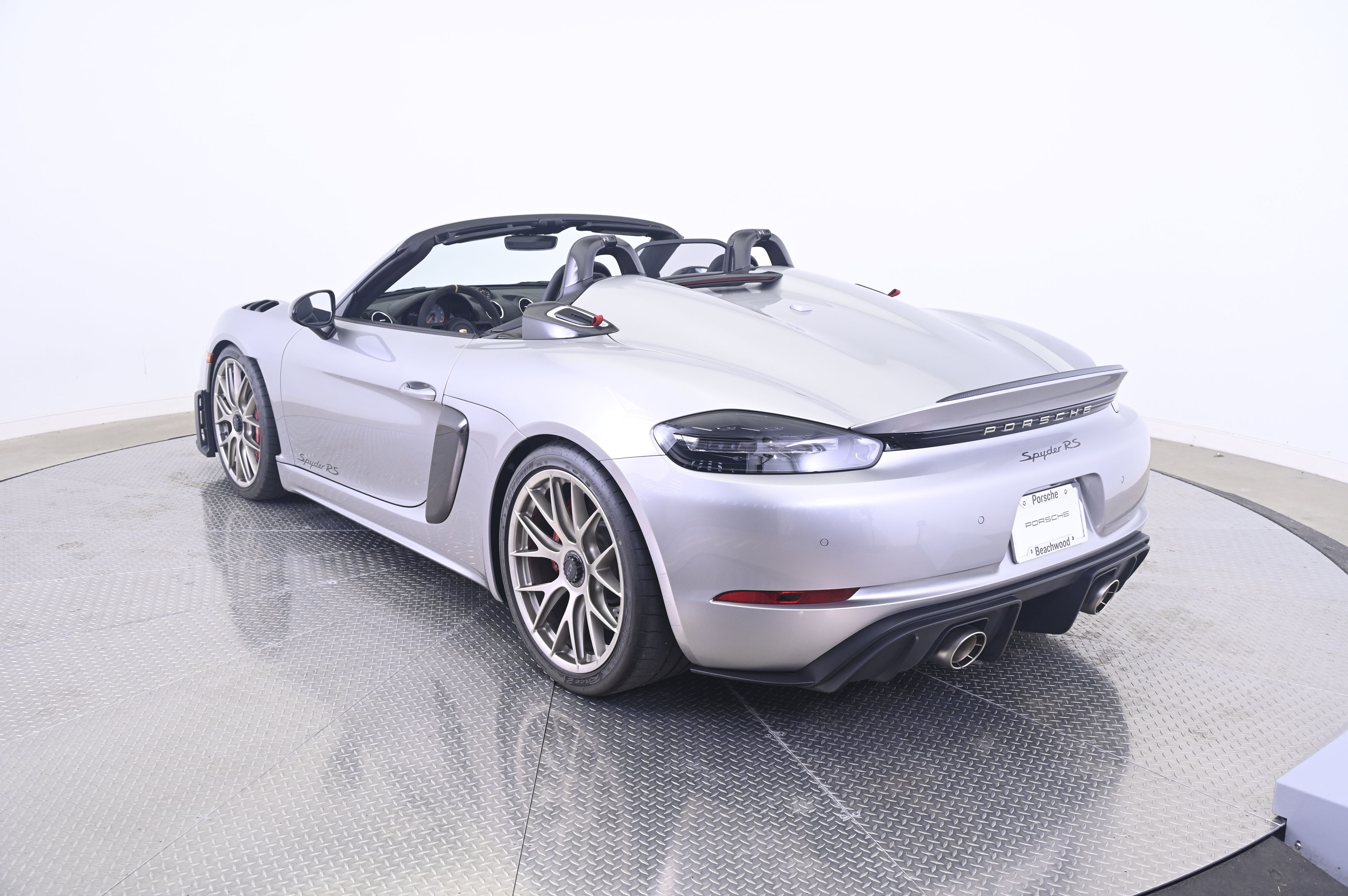 Thumbnail: 2024 Porsche  - 3