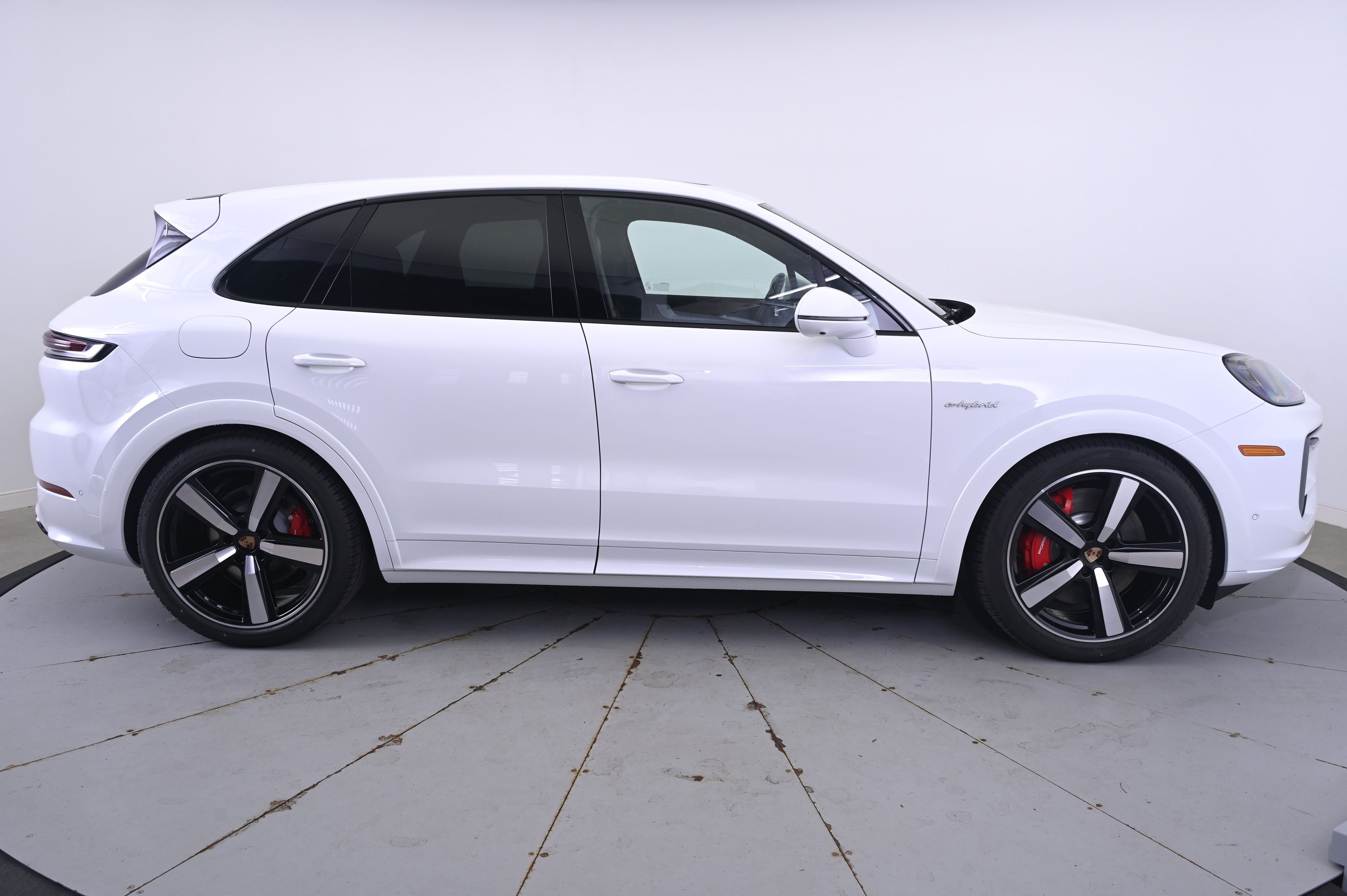 Thumbnail: 2026 Porsche Cayenne - 8