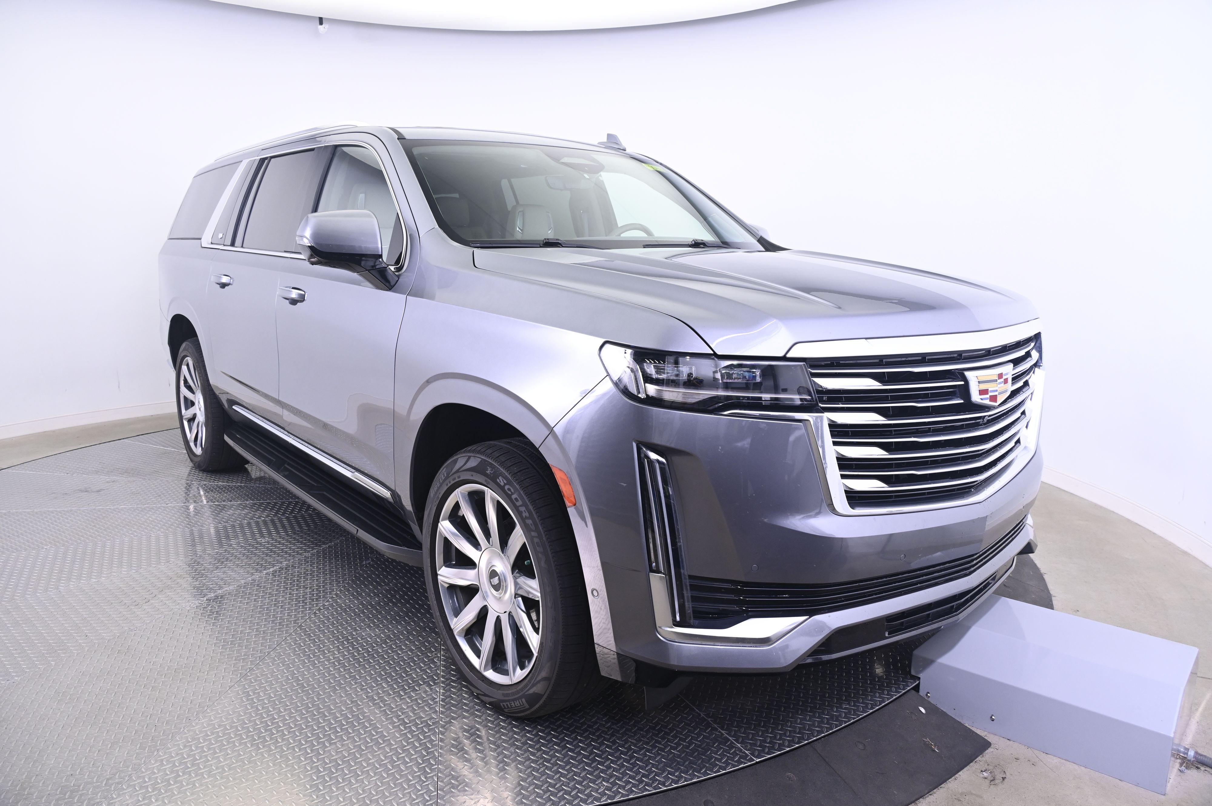 Thumbnail: 2022 Cadillac Escalade - 9