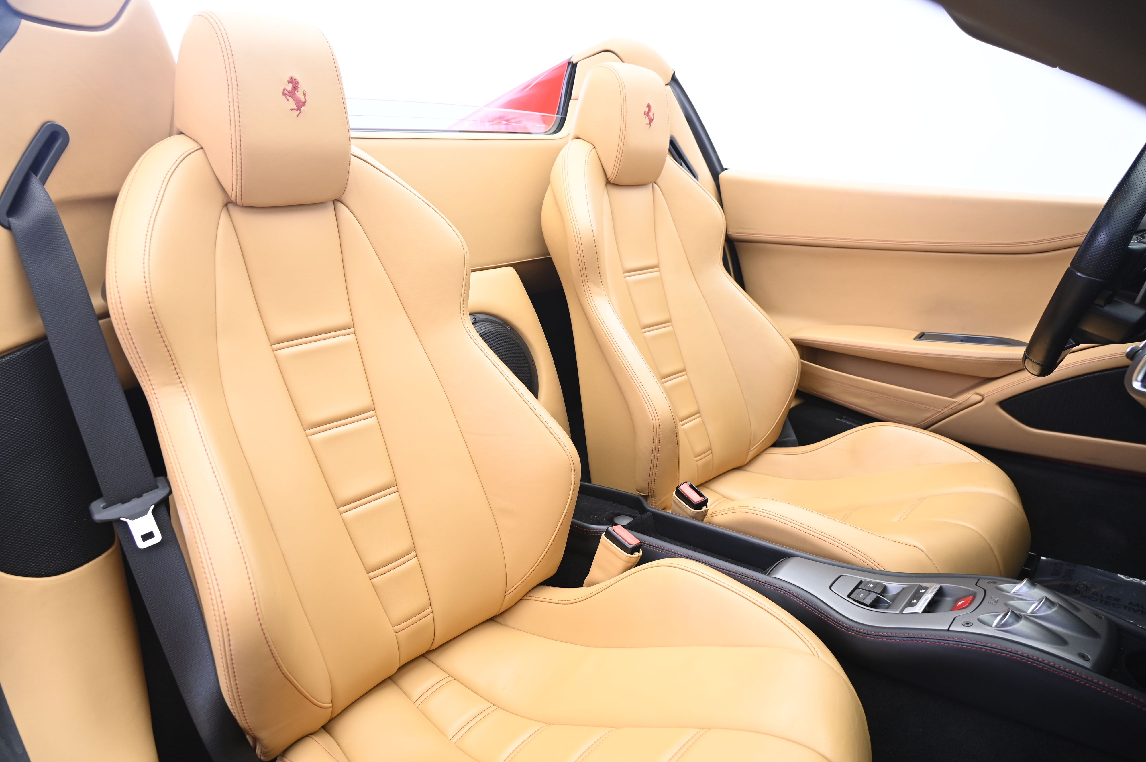 Thumbnail: 2013 Ferrari 458 - 24